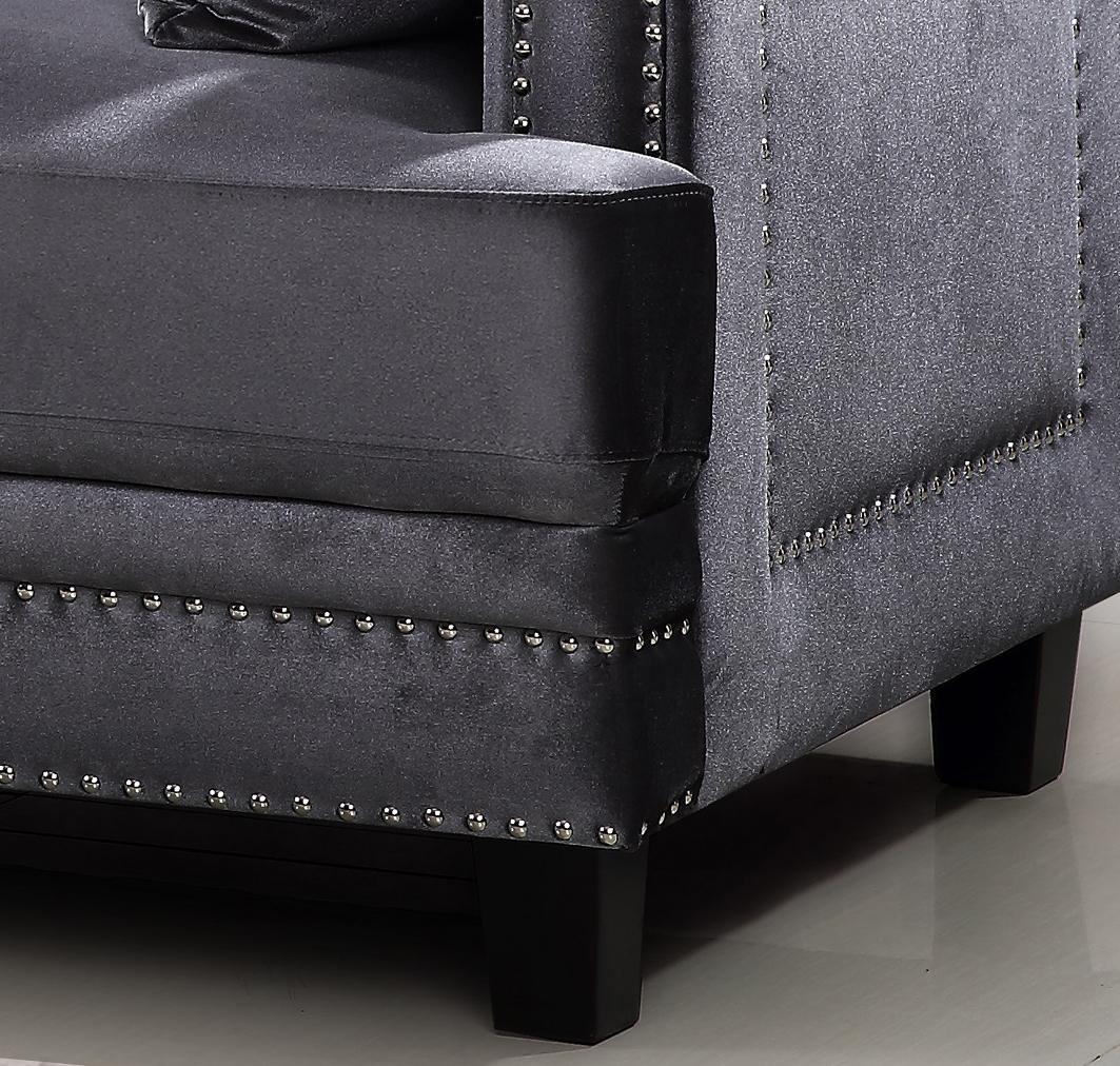 

                    
Buy Meridian 655 Ferrara Sofa Loveseat & Chair Set 3Pcs in Grey Velvet Contemporary
