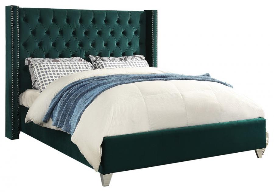 

    
Green Velvet Tufted Full Bed AidenGreen-F Meridian Contemporary
