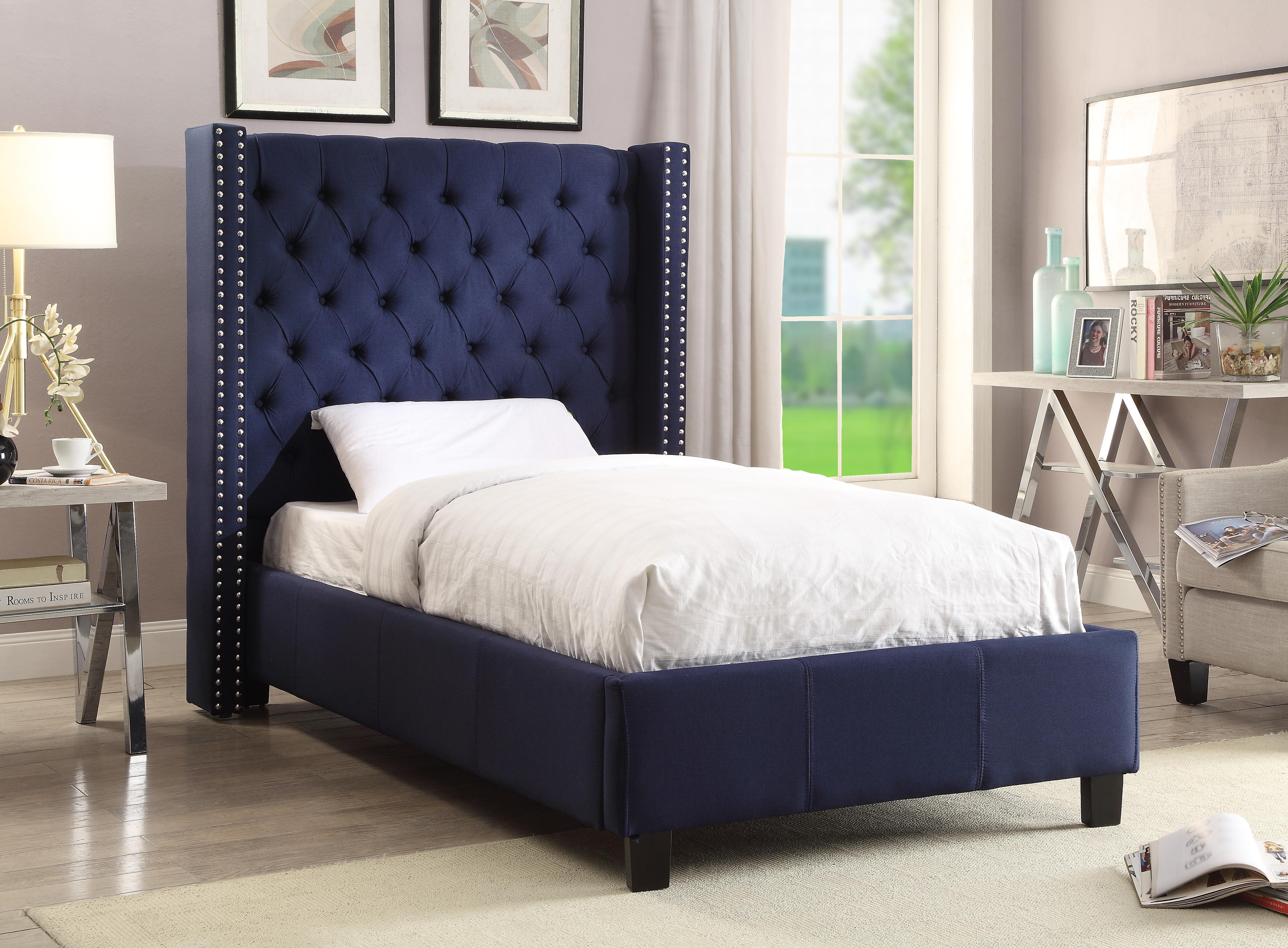 

    
Navy Linen Tufted Twin Bed AshtonNavy-T Meridian Contemporary Modern
