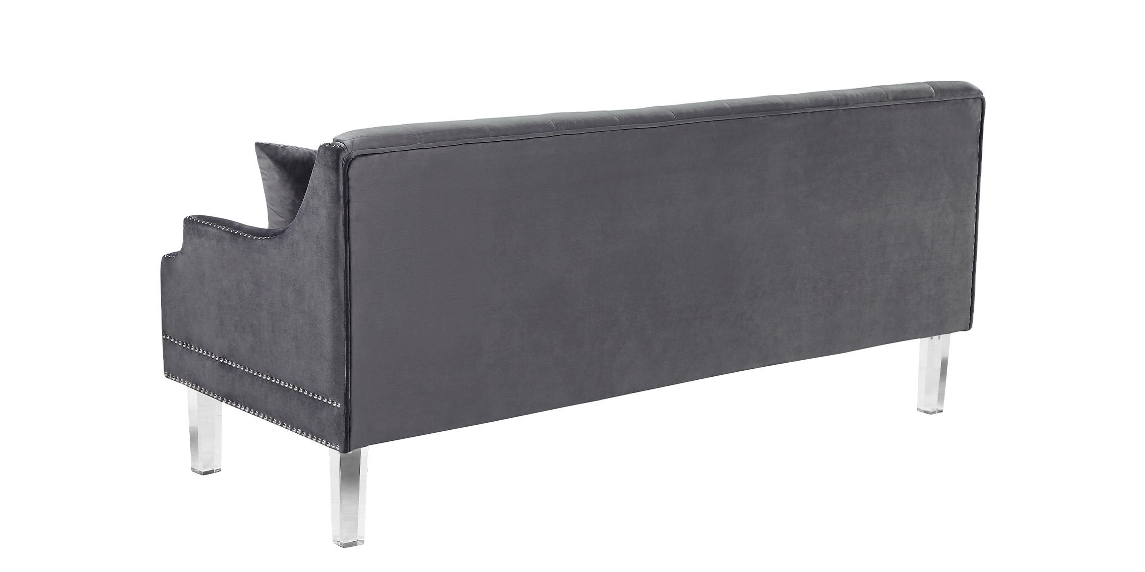 

    
Meridian Furniture Roxy 635Grey-S Sofa Gray 635Grey-S
