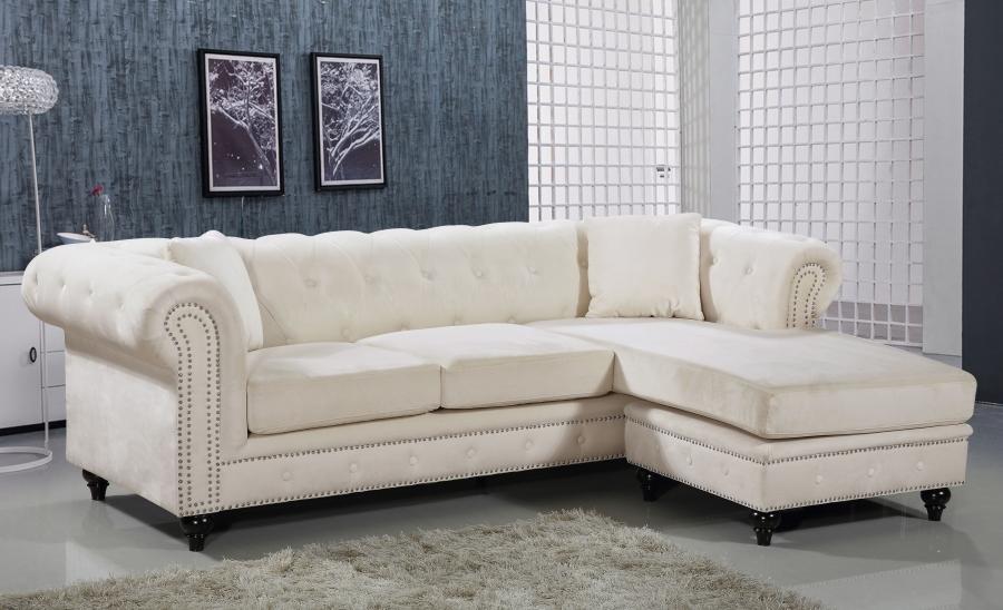

    
667Cream-Sectional-Set-2 Meridian Furniture Sectional Sofa Set

