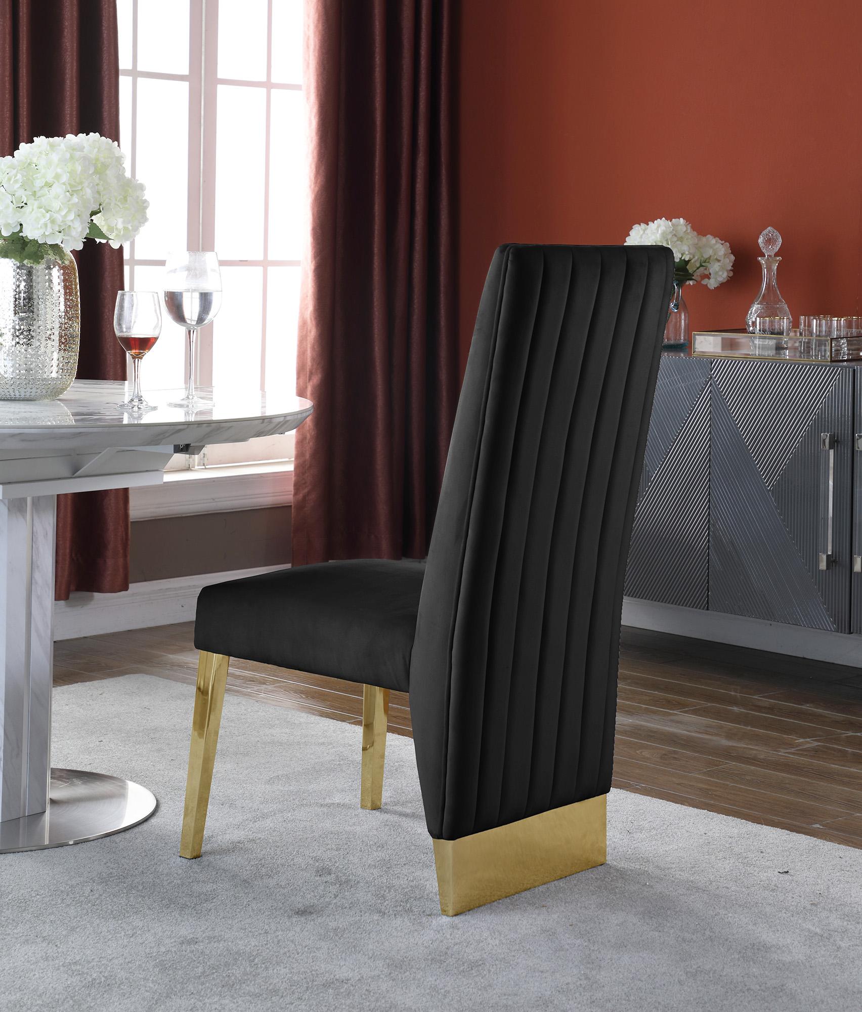 

        
Meridian Furniture PORSHA 755Black-C-Set-4 Dining Chair Set Black Velvet 704831404555
