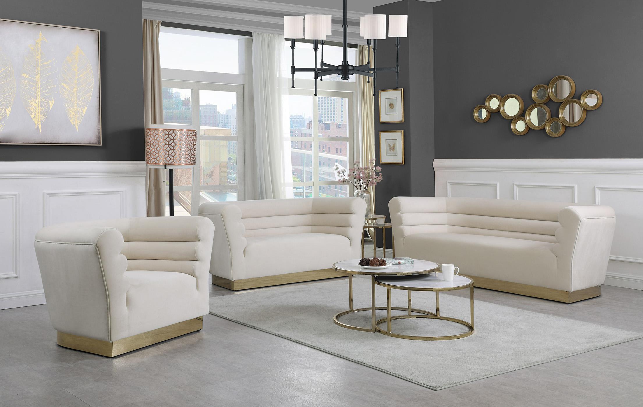 

    
669Cream-S Meridian Furniture Sofa
