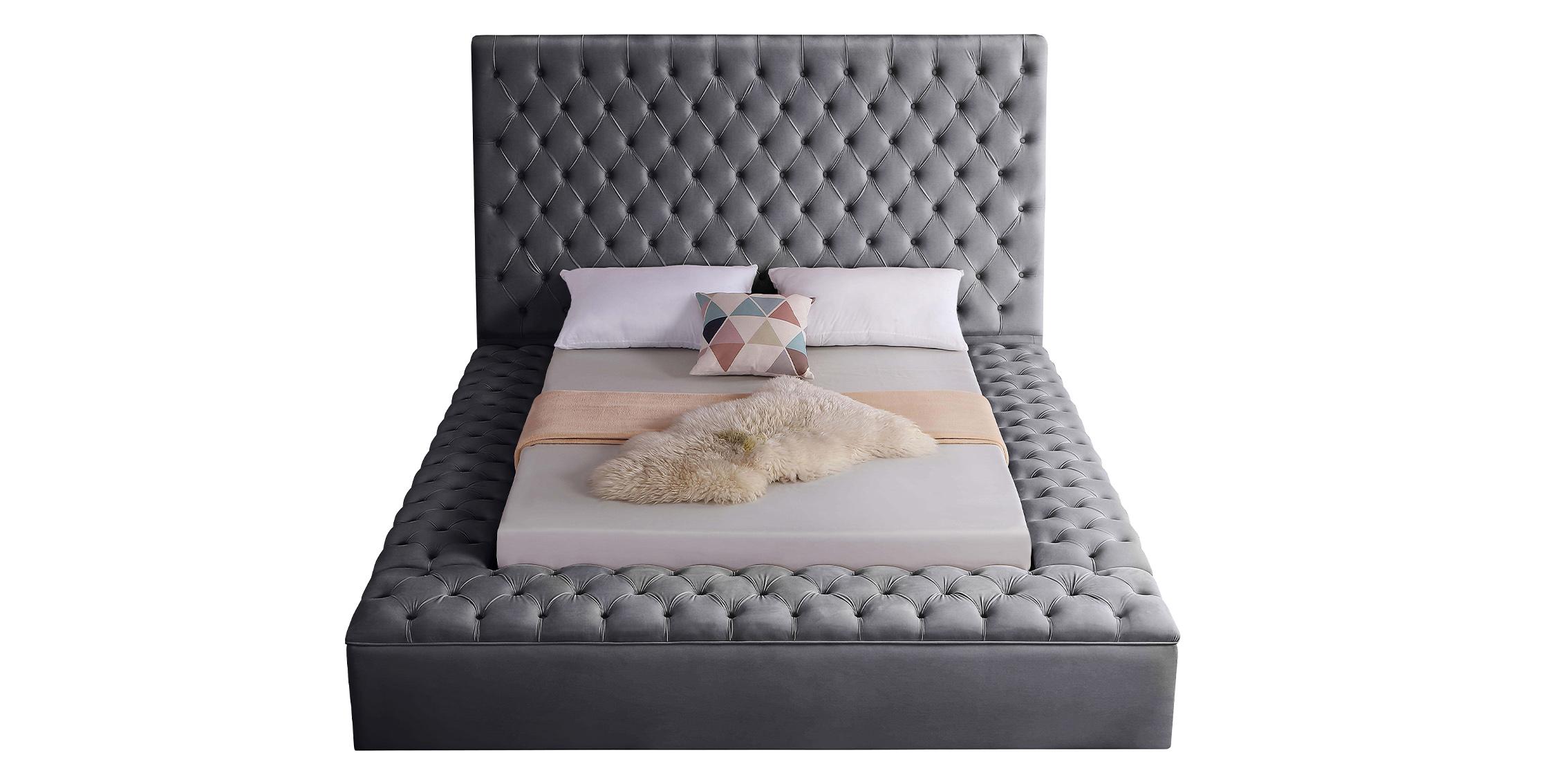 

    
BlissGrey-K Grey Velvet Tufted Storage King Bed BLISS Meridian Contemporary Modern
