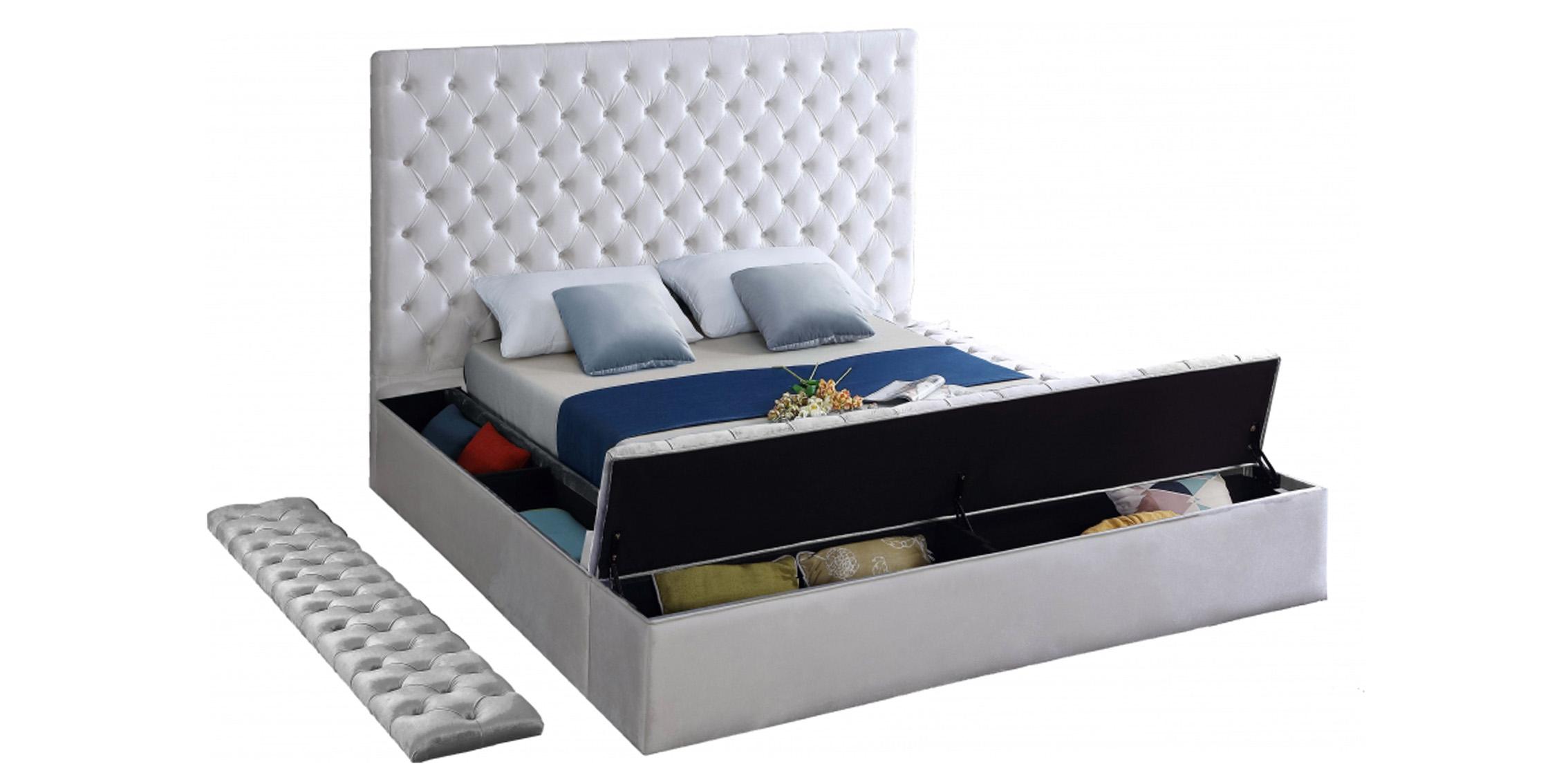 

    
BlissWhite-K White Velvet Tufted Storage King Bed BLISS Meridian Contemporary Modern
