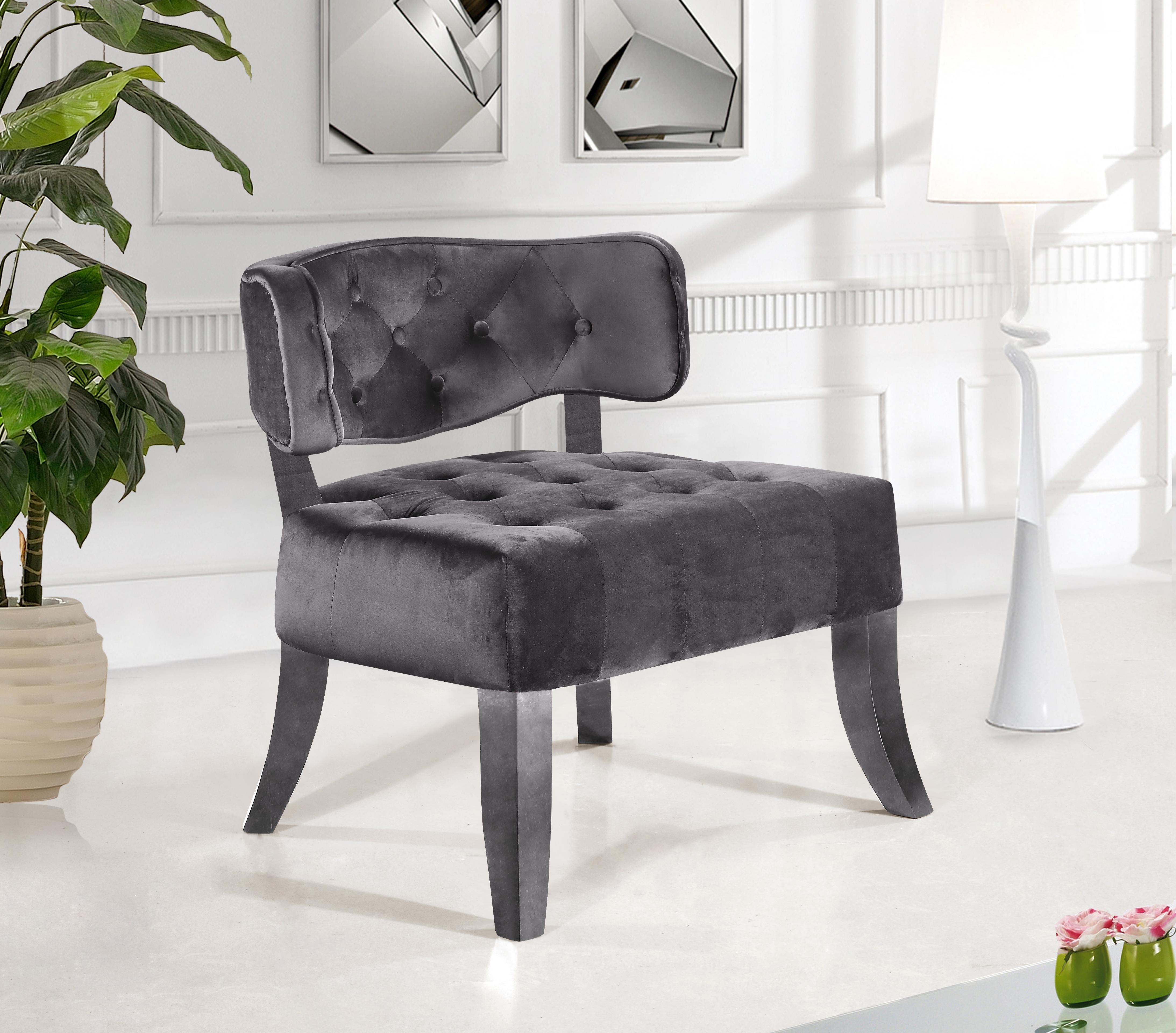 

    
Meridian Furniture Charlotte Modern Grey Velvet Accent Chair (Set of 4)
