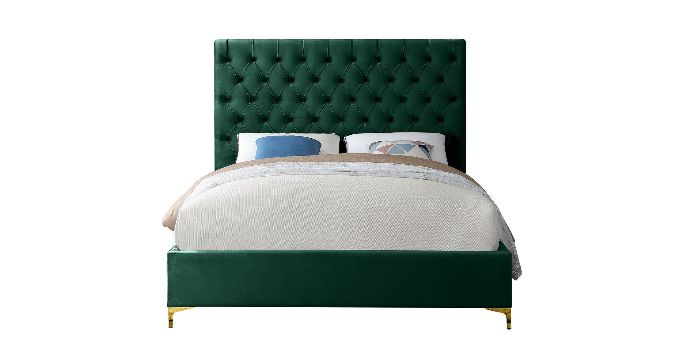 

        
Meridian Furniture CruzGreen-Q Platform Bed Green Velvet 704831405132
