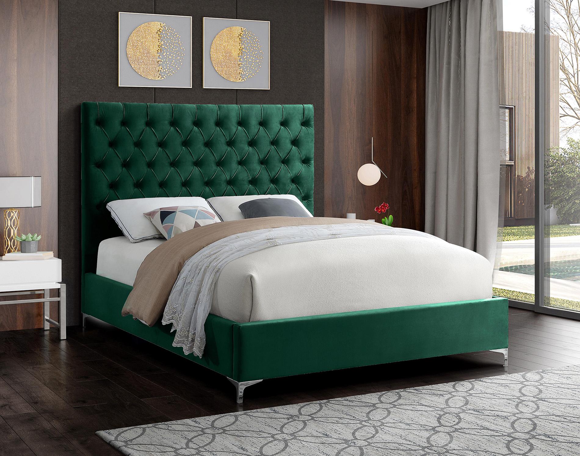 

    
Green Velvet Deep Button Tufting Queen Bed CRUZ CruzGreen-Q Meridian Modern
