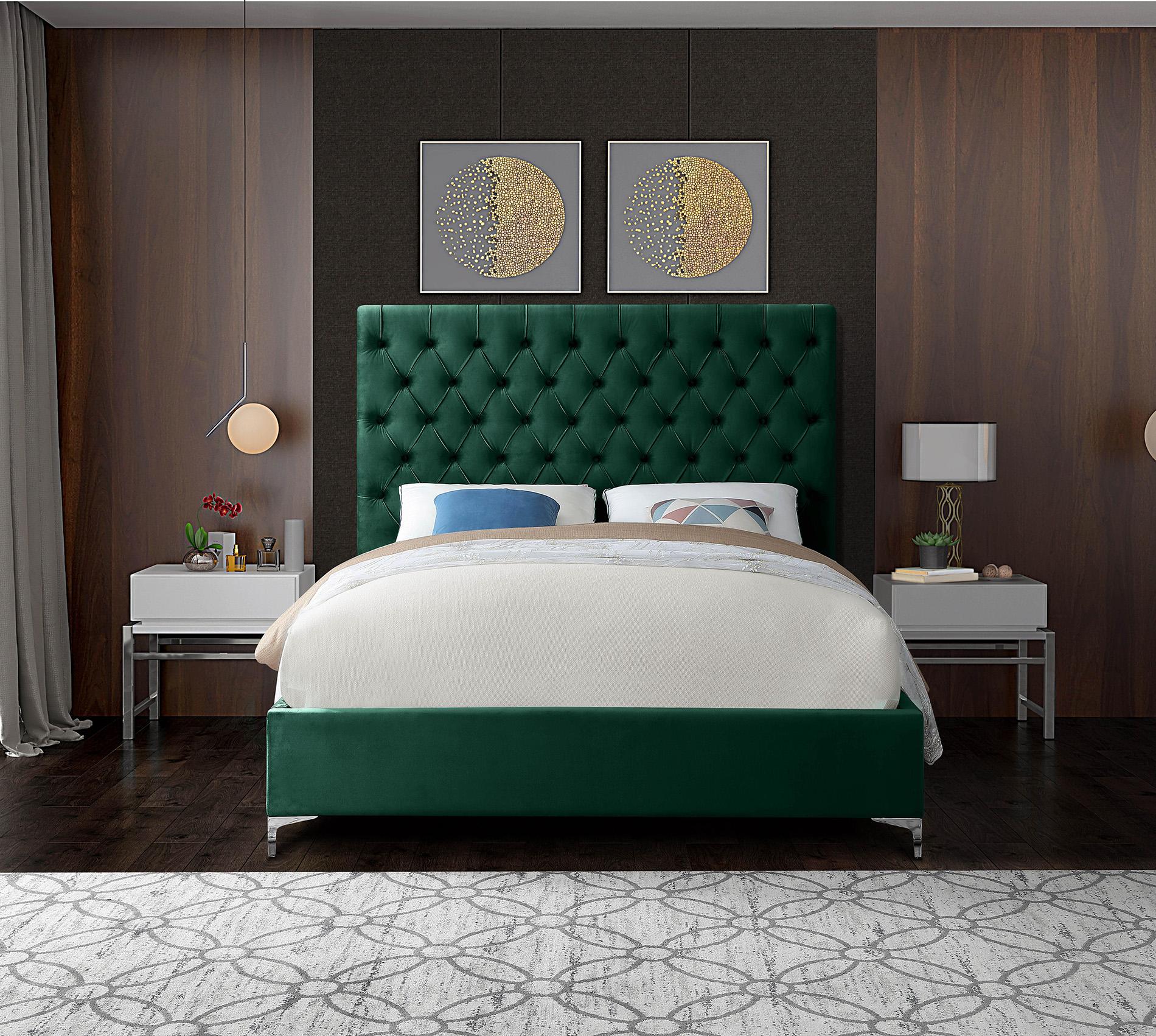 

    
Meridian Furniture CruzGreen-Q Platform Bed Green CruzGreen-Q
