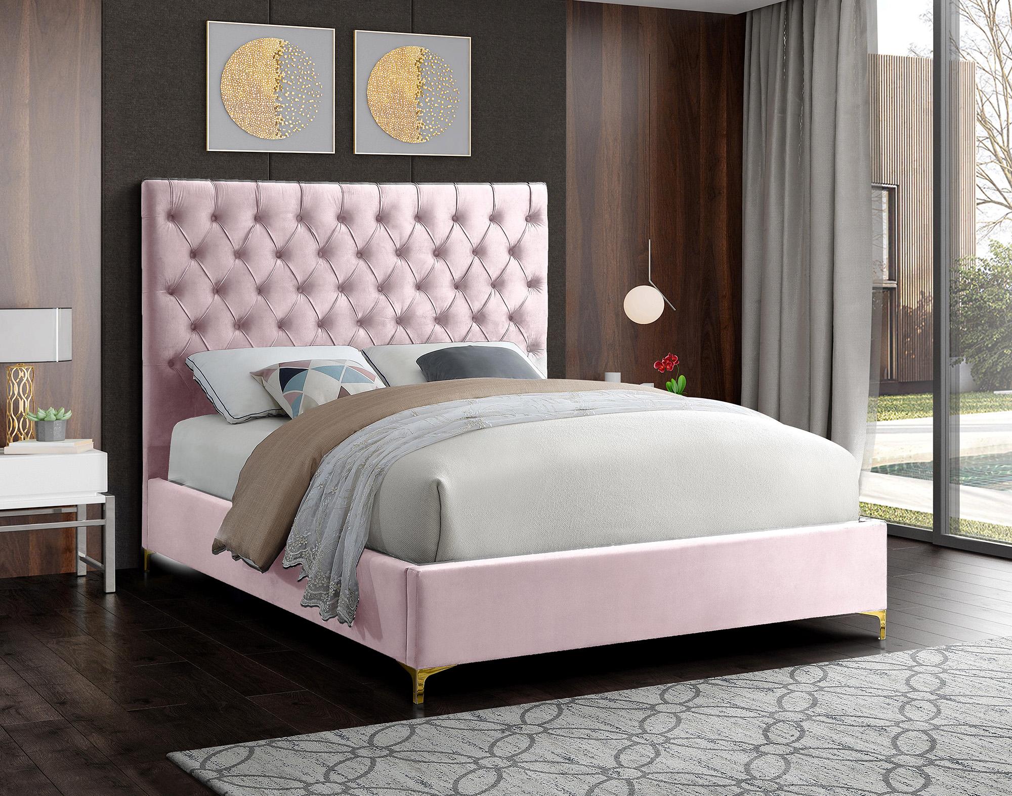 

    
Meridian Furniture CruzPink-K Platform Bed Pink CruzPink-K
