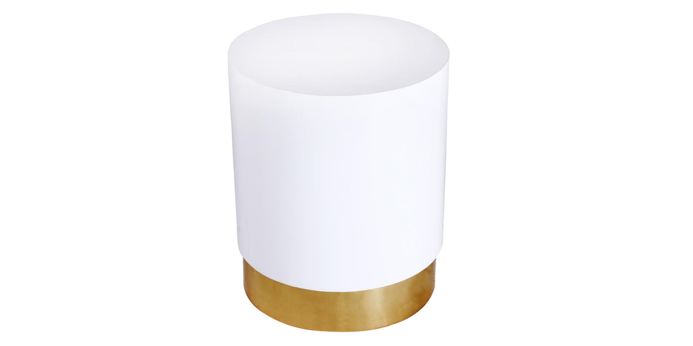 

        
Meridian Furniture DECO 215-C-Set-3 Coffee Table Set White/Gold  704831404432
