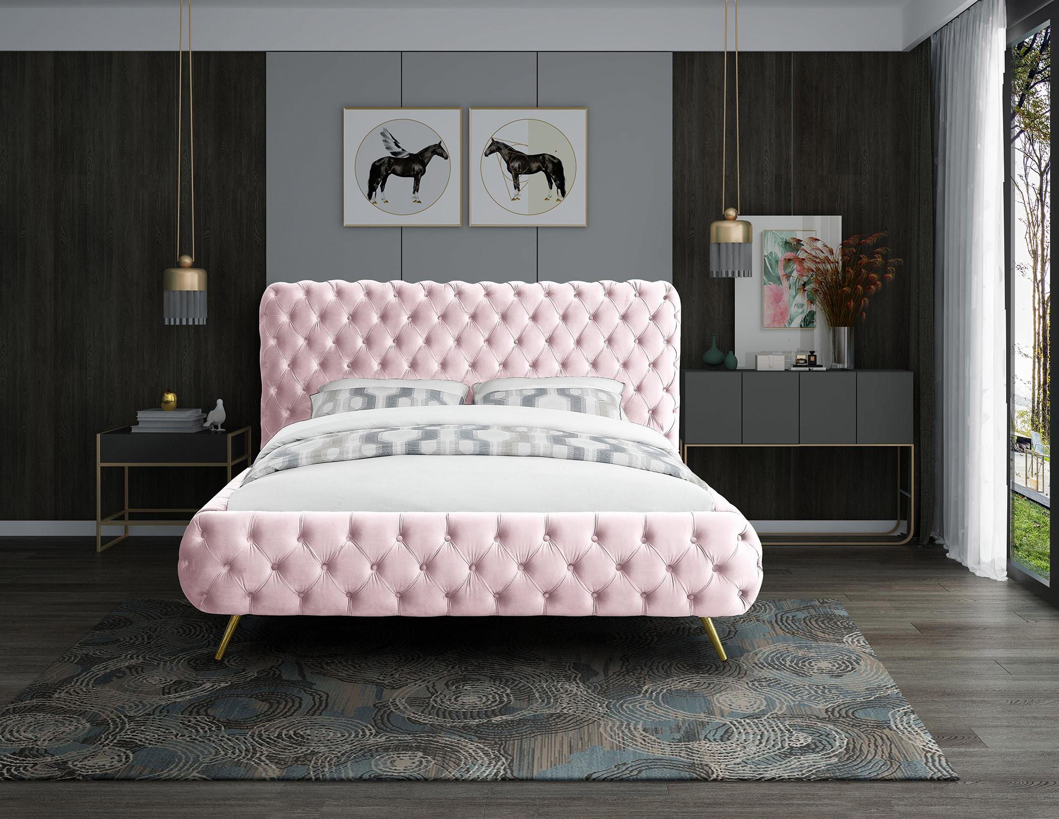 

    
Glam Pink Velvet Button Tufted Queen Bed DELANO DelanoPink-Q Meridian Modern
