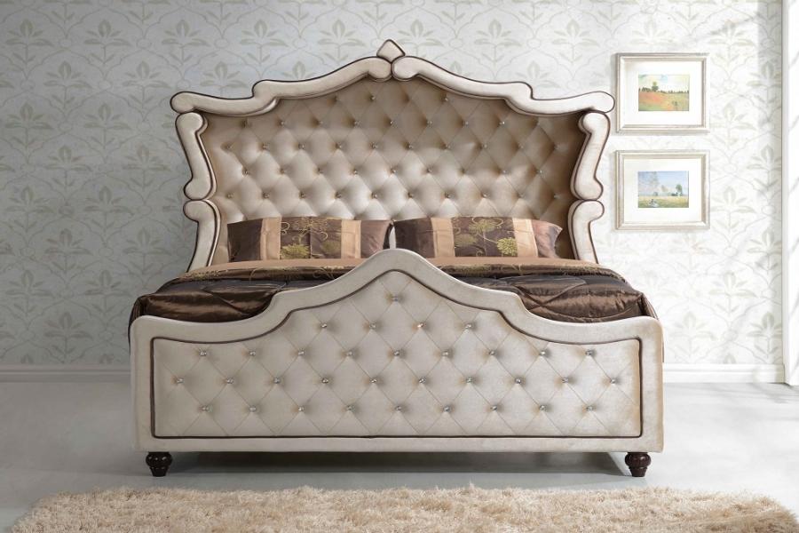 

    
Meridian Furniture Diamond Canopy Beige Velvet Tufted King Bedroom Set 6Pcs
