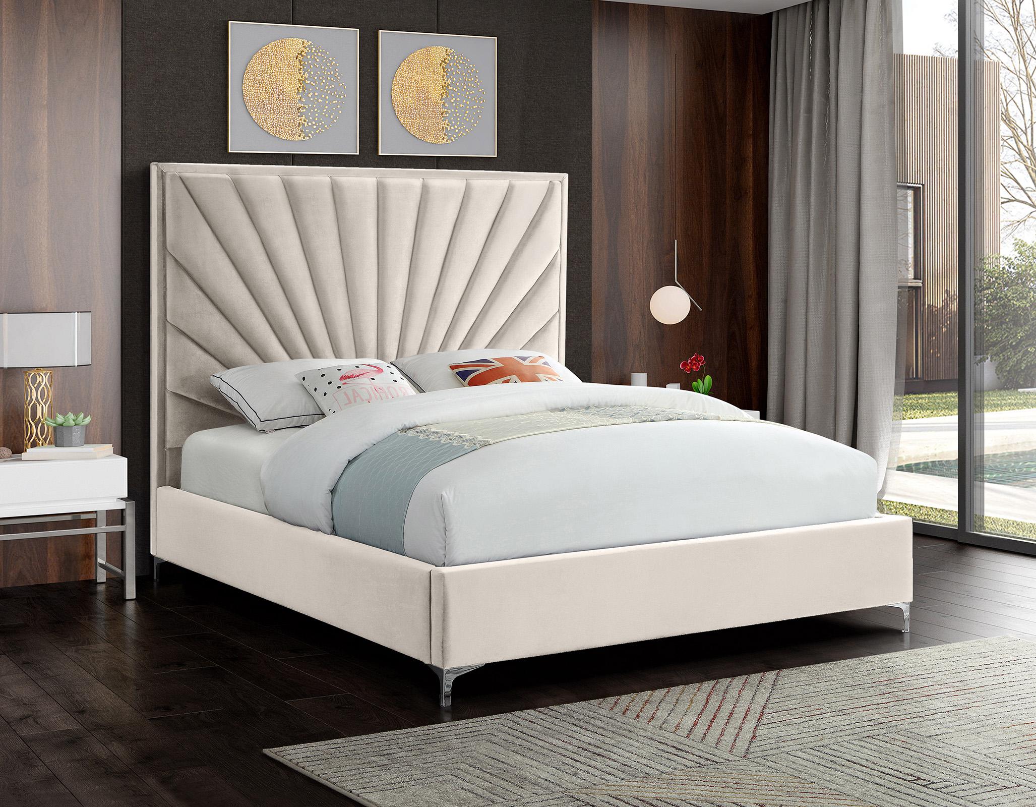 

    
Luxurious Cream Velvet Tufted King Bed ECLIPSE Meridian Contemporary Modern
