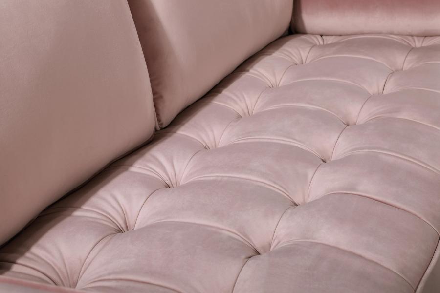 

        
Meridian Furniture Emily 625Pink-S Sofa Pink Velvet 00647899948978
