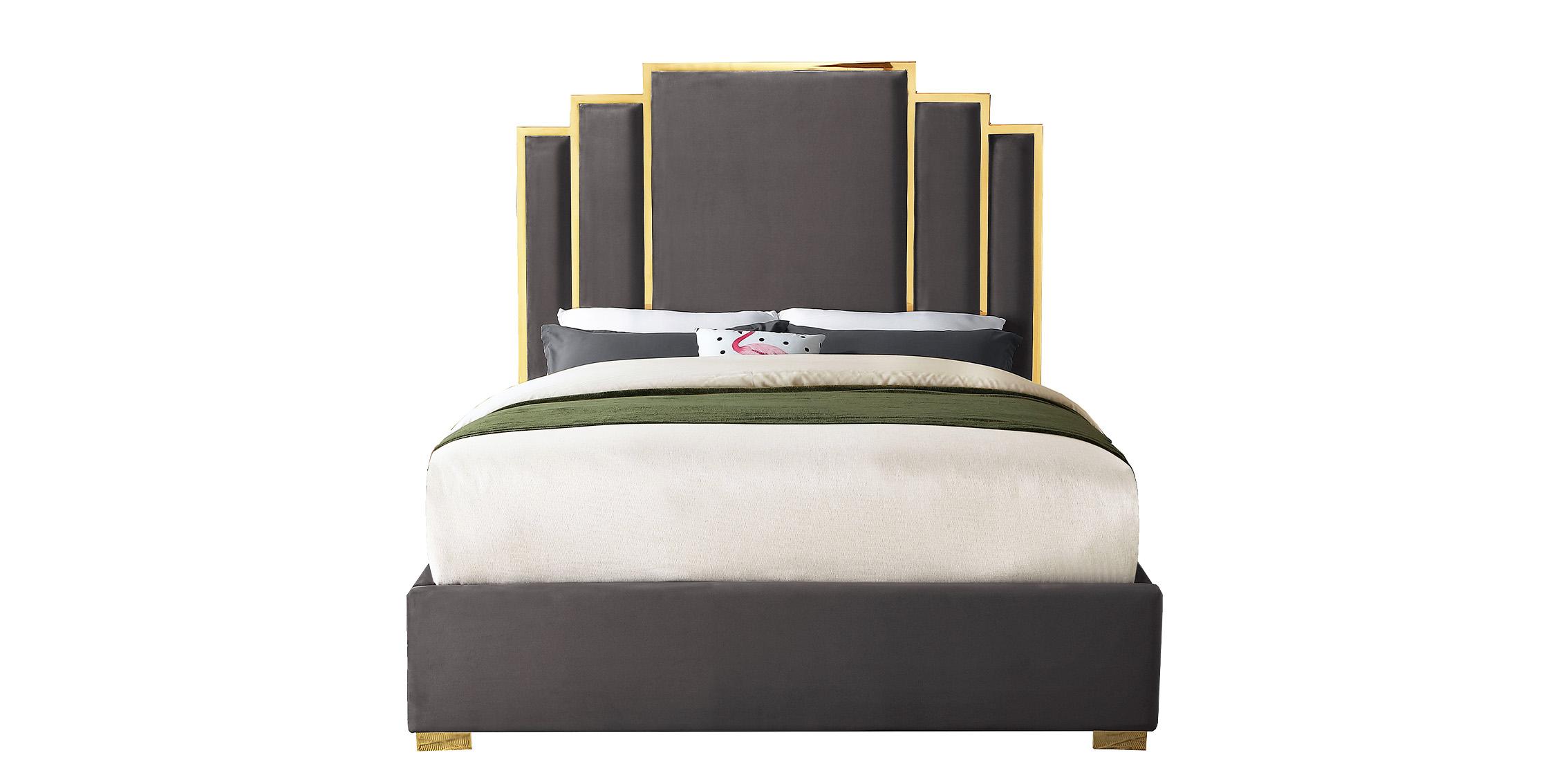 

    
Grey Velvet & Polished Gold Metal Queen Bed HUGO Meridian Contemporary Modern
