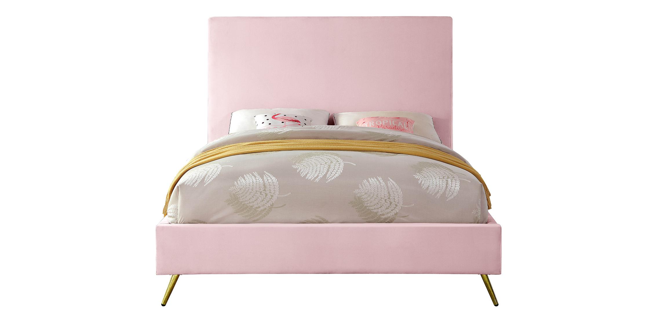 

    
JasminePink-Q Meridian Furniture Platform Bed
