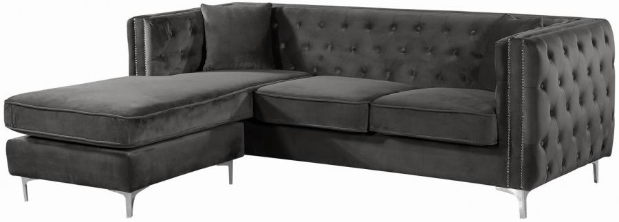 

    
Meridian Furniture 668 Jesse Modern Grey Velvet Reversible Sectional

