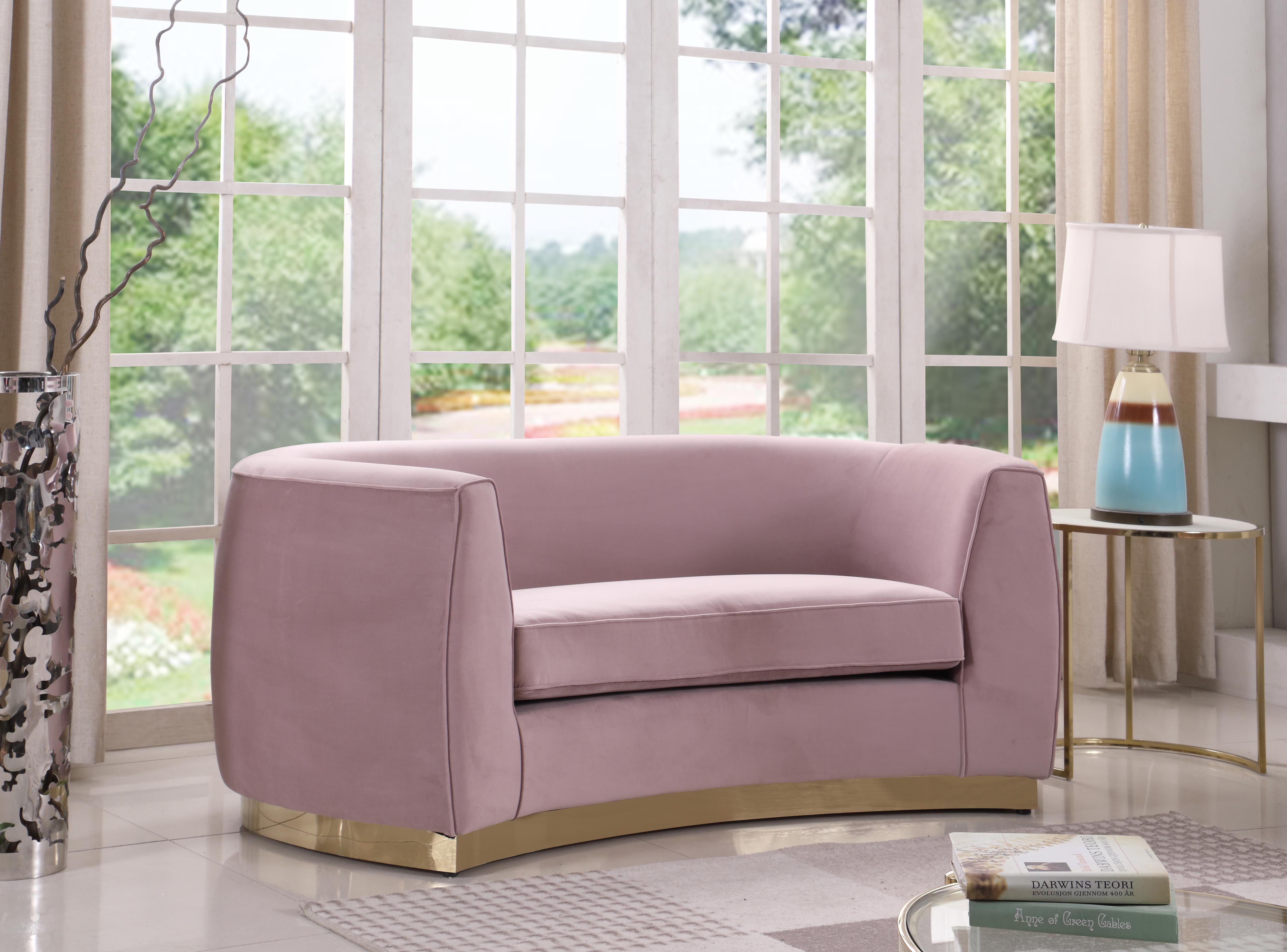 

    
Meridian Furniture Julian 620Pink-S-Set-3 Sofa Set Pink 620Pink-S-Set-3
