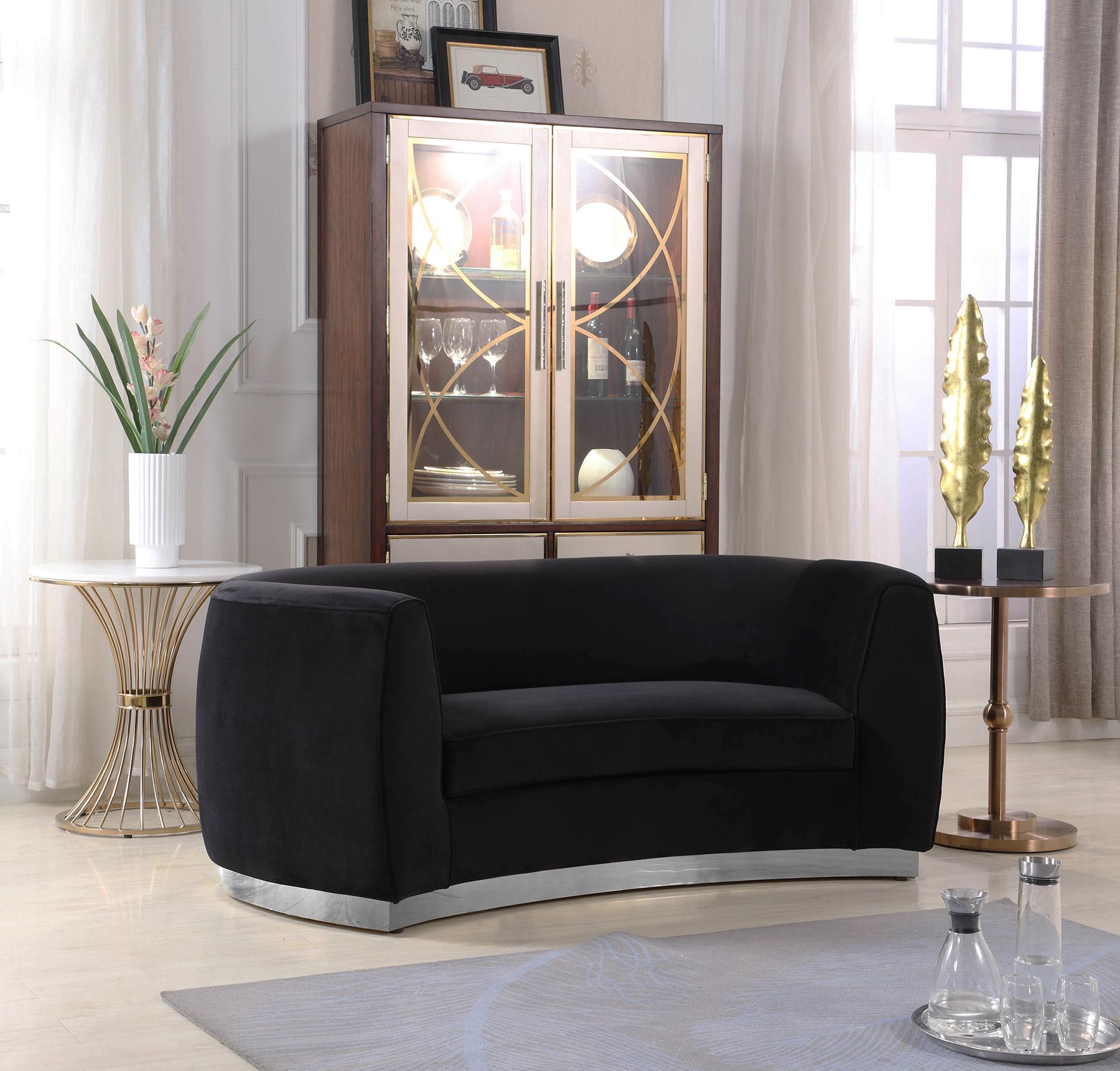 

    
Meridian Furniture Julian 621Black-S-Set-3 Sofa Set Black 621Black-S-Set-3
