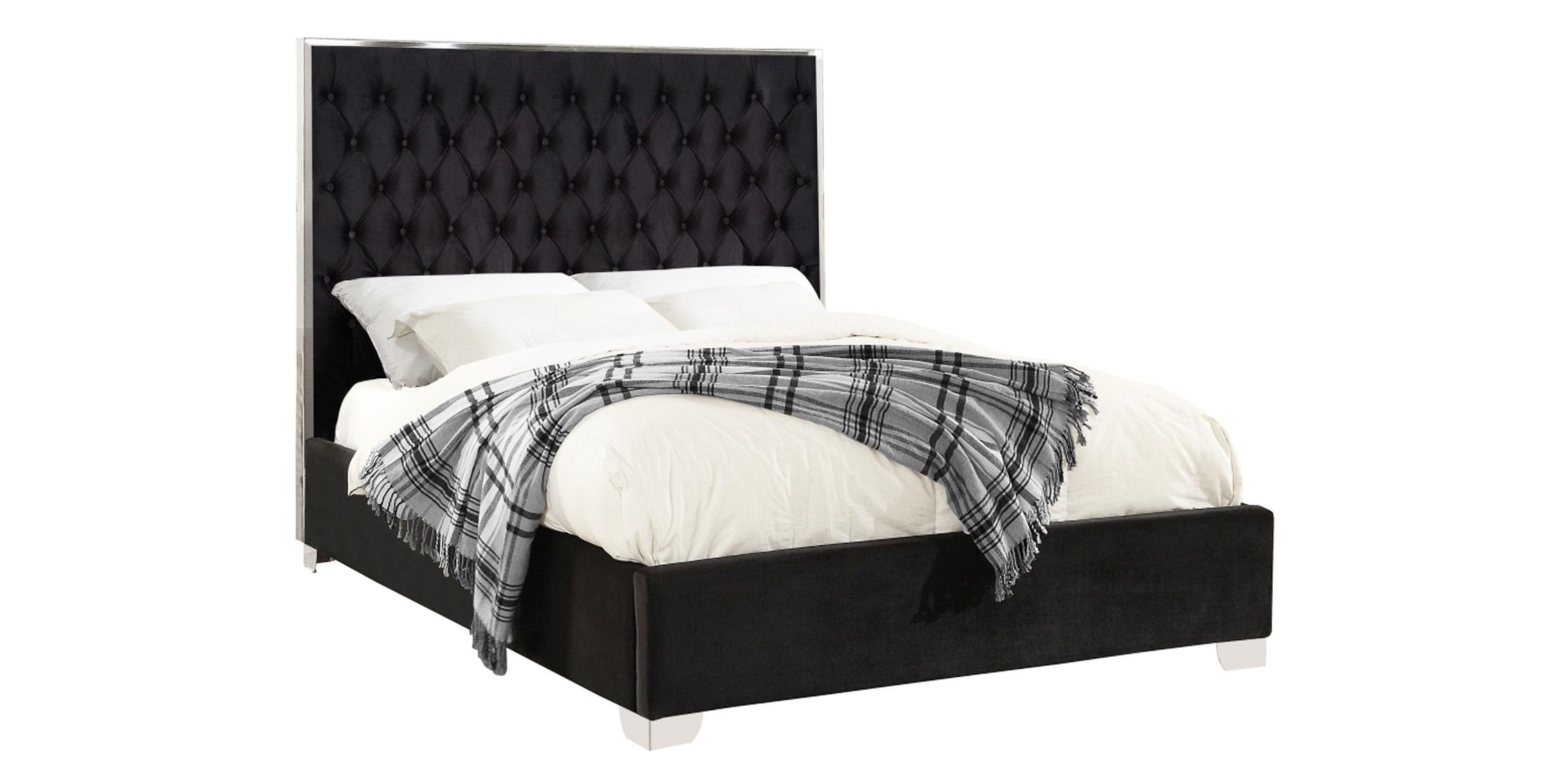 

    
Meridian Furniture LexiBlack-K Platform Bed Black LexiBlack-K

