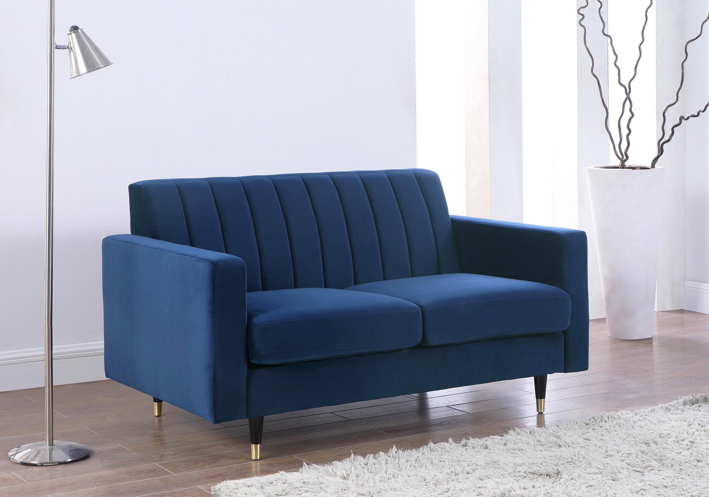 

    
619Navy-S-Set-2 Meridian Furniture Sofa Set
