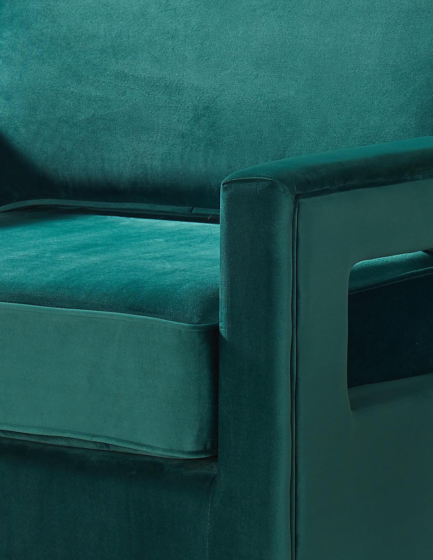 

    
511Green Meridian Furniture Accent Chair

