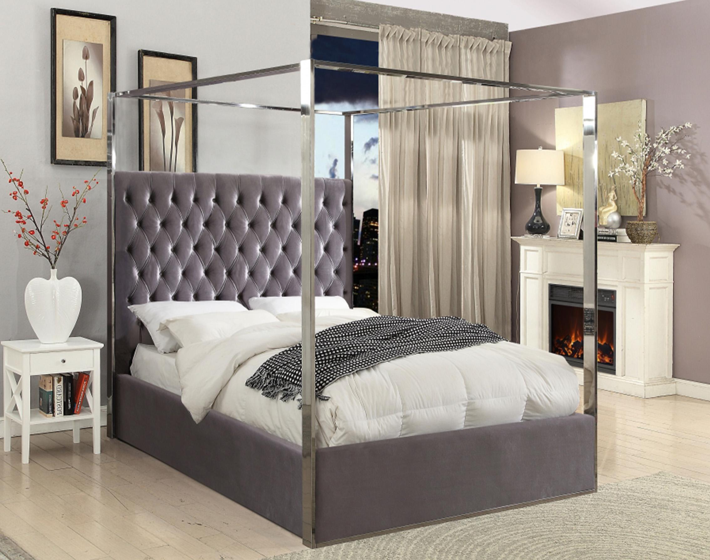 

    
Grey Velvet Canopy King Bed Porter PorterGrey-K Meridian Contemporary Modern
