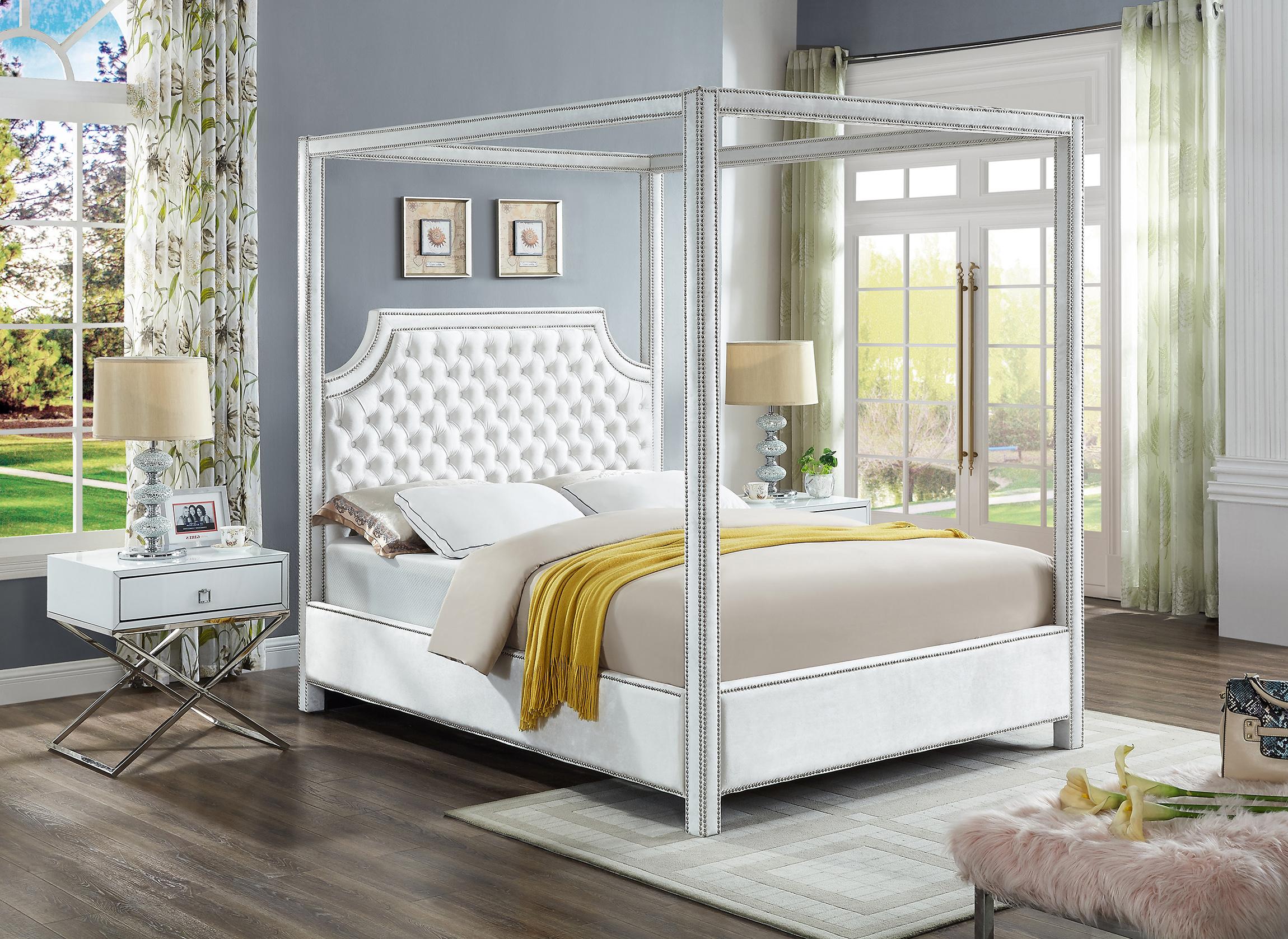 

        
Meridian Furniture RowanWhite-K Canopy Bed White Velvet 00647899949104
