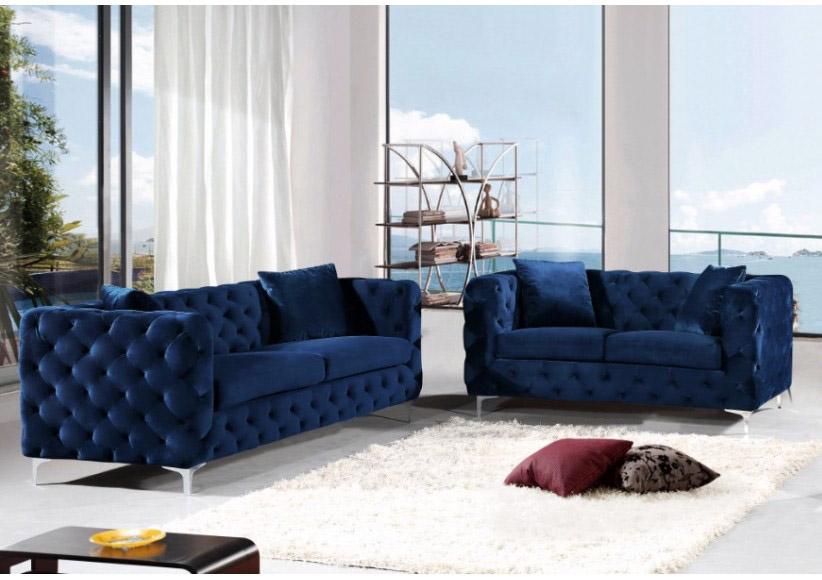 

    
Meridian Furniture 663 Scarlett Modern Sofa & Loveseat Set 2Pcs in Navy Velvet
