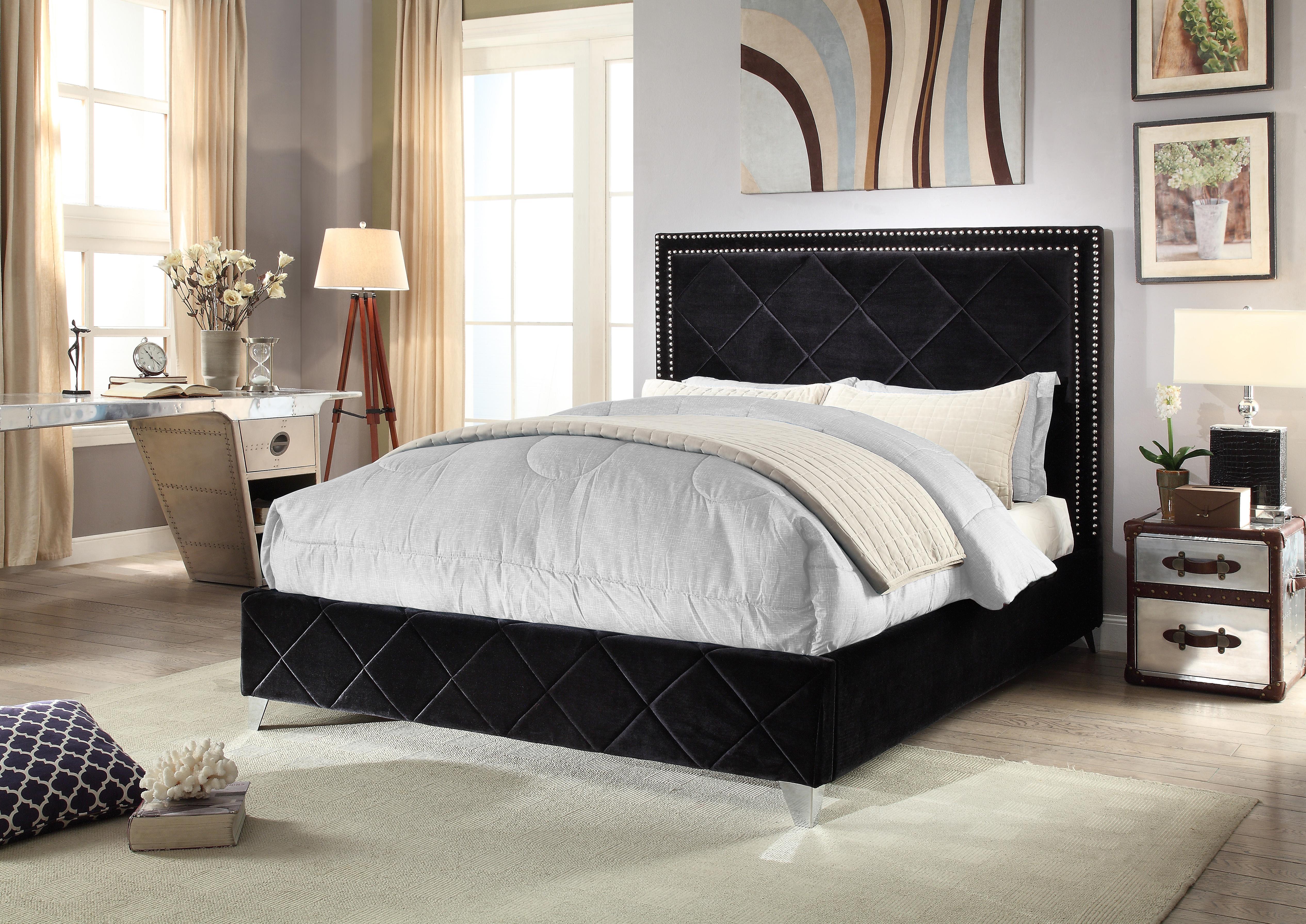 

    
Meridian Hampton King Size Bed in Black Chrome Nailheads Contemporary Style

