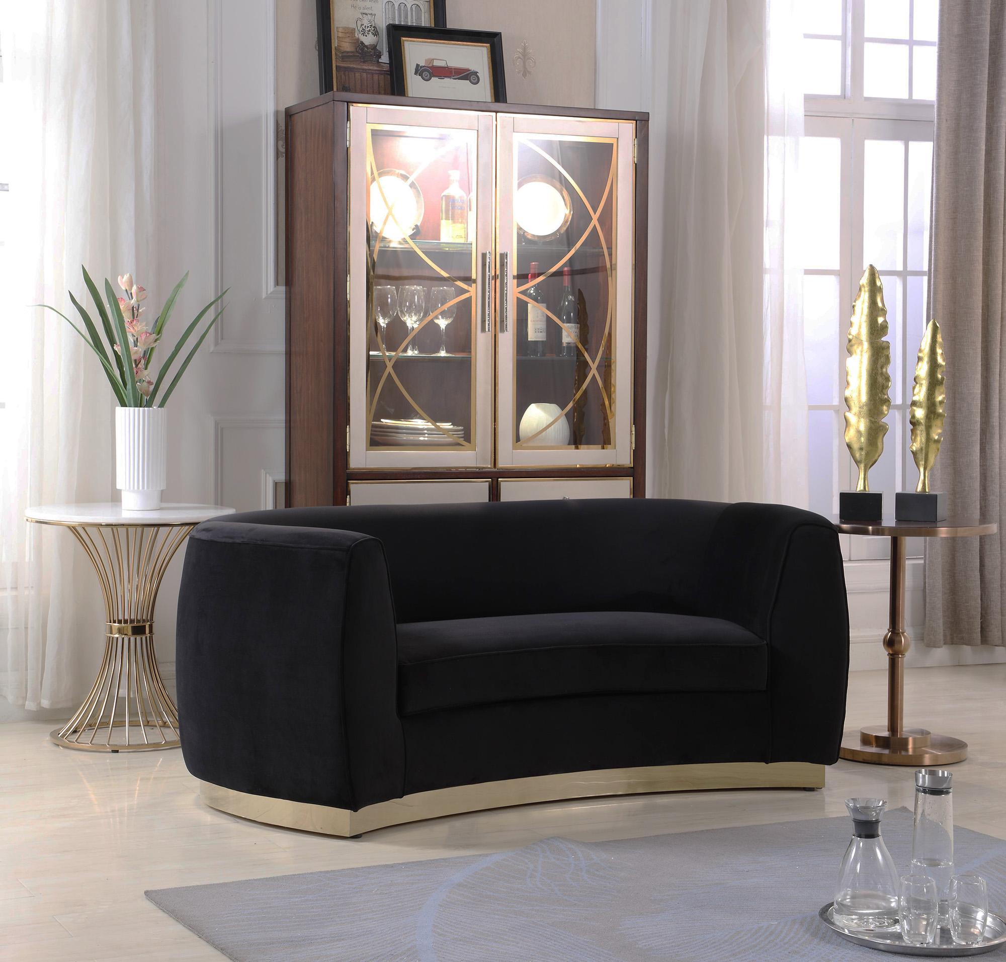 

    
Meridian Furniture Julian 620Black-S-Set-3 Sofa Set Gold/Black 620Black-S-Set-3
