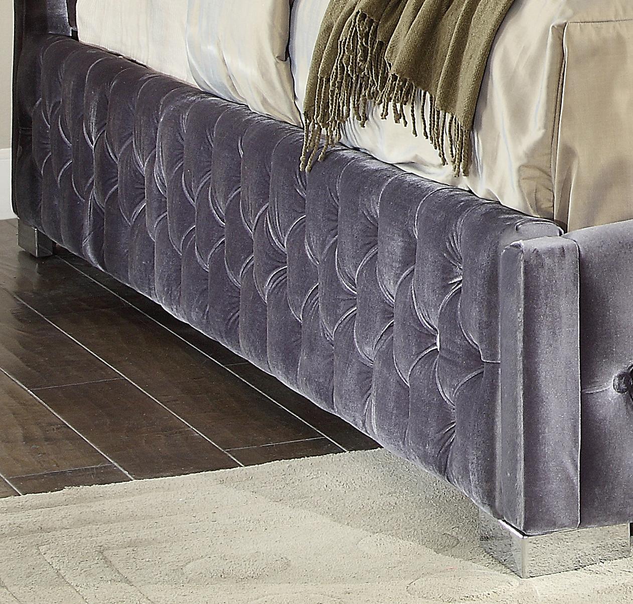 

    
SedonaGrey-K Meridian Furniture Platform Bed
