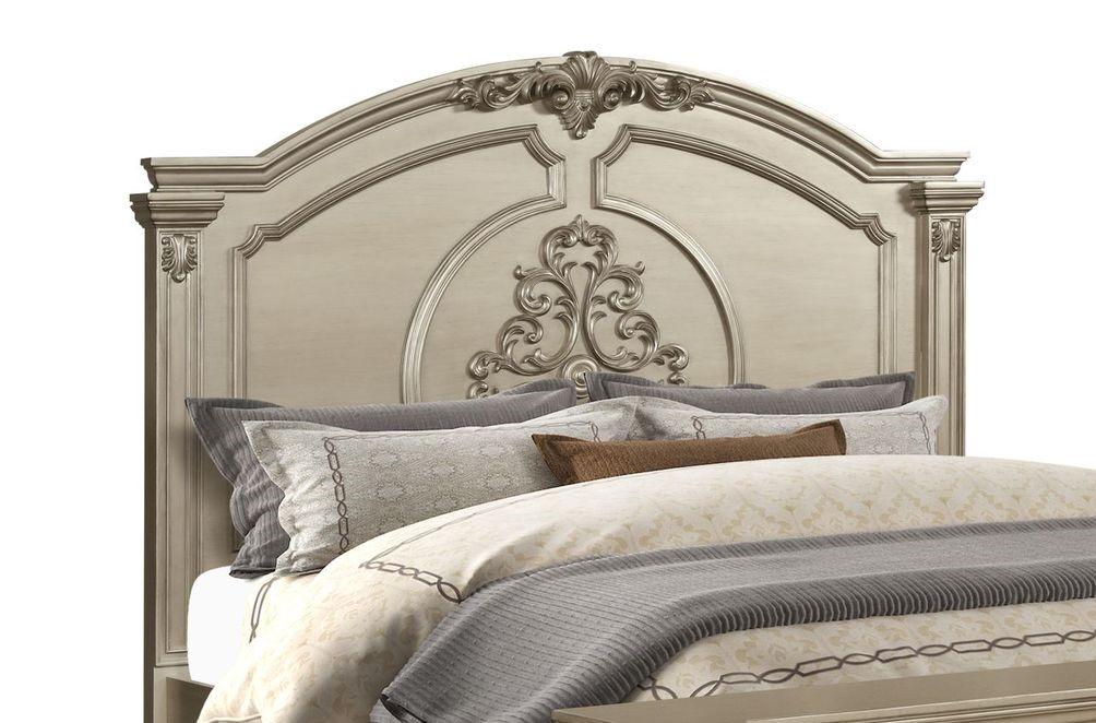

    
Metallic beige finished King Bed Transitional Cosmos Furniture Alicia
