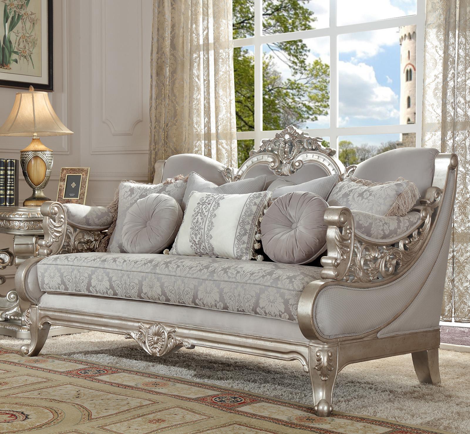 

    
Metallic Silver Loveseat Carved Wood Traditional Homey Design HD-2662
