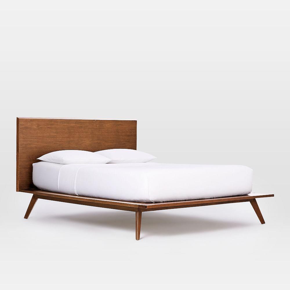

    
VIG Furniture Carmen Marshall Panel Bedroom Set Walnut VGMABR-79-BED-K-3pcs
