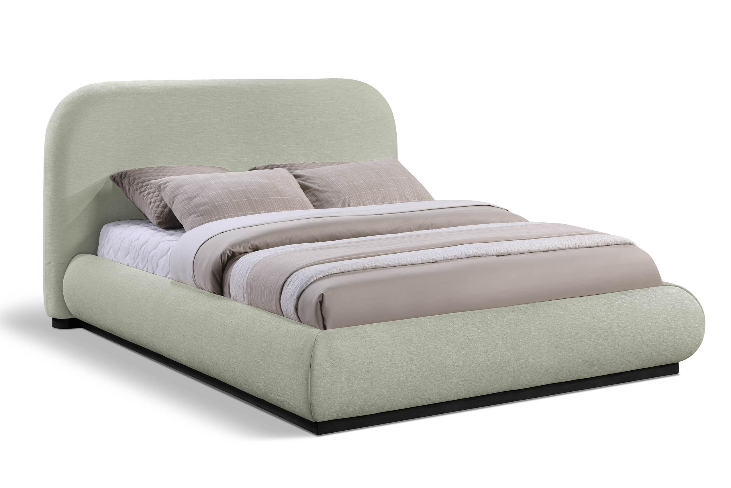 

    
Mint Chenille Platform Full Bed VAUGHN B1214Mint-F Meridian Contemporary
