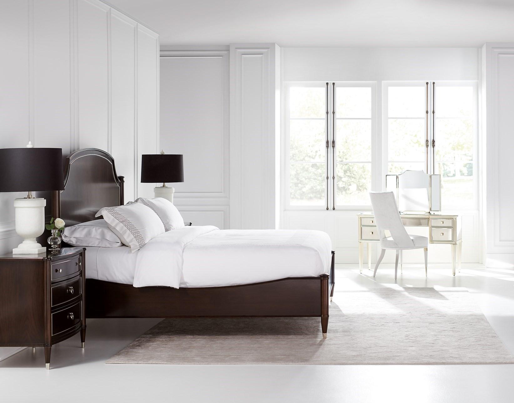 

    
Mocha Walnut & Soft Silver Paint Finish King Bed Set 4Pcs SUITE DREAMS / HOW SUITE IT IS by Caracole
