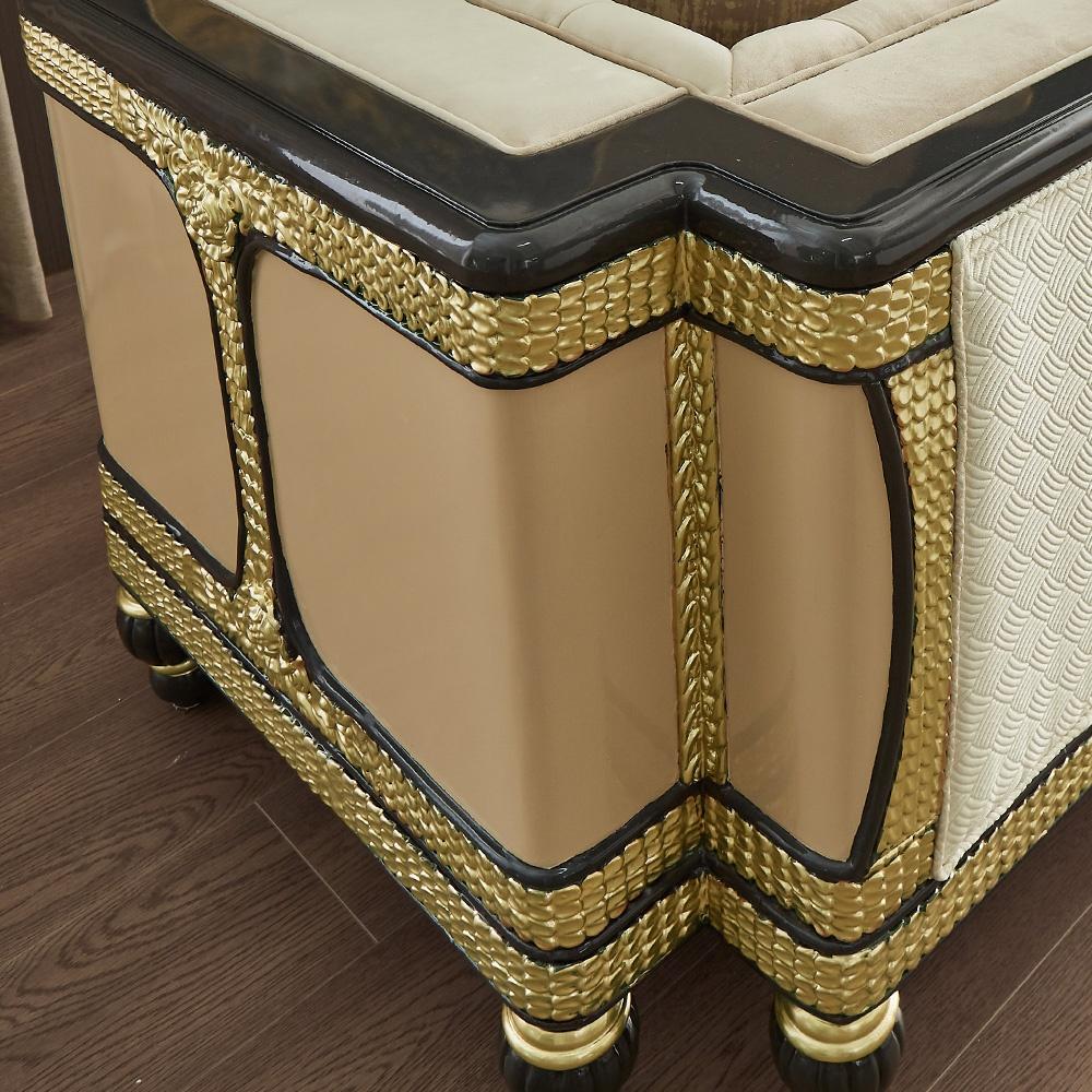 

    
Cream & Gold Finish Rich Chenille Sofa Traditional Homey Design HD-9009
