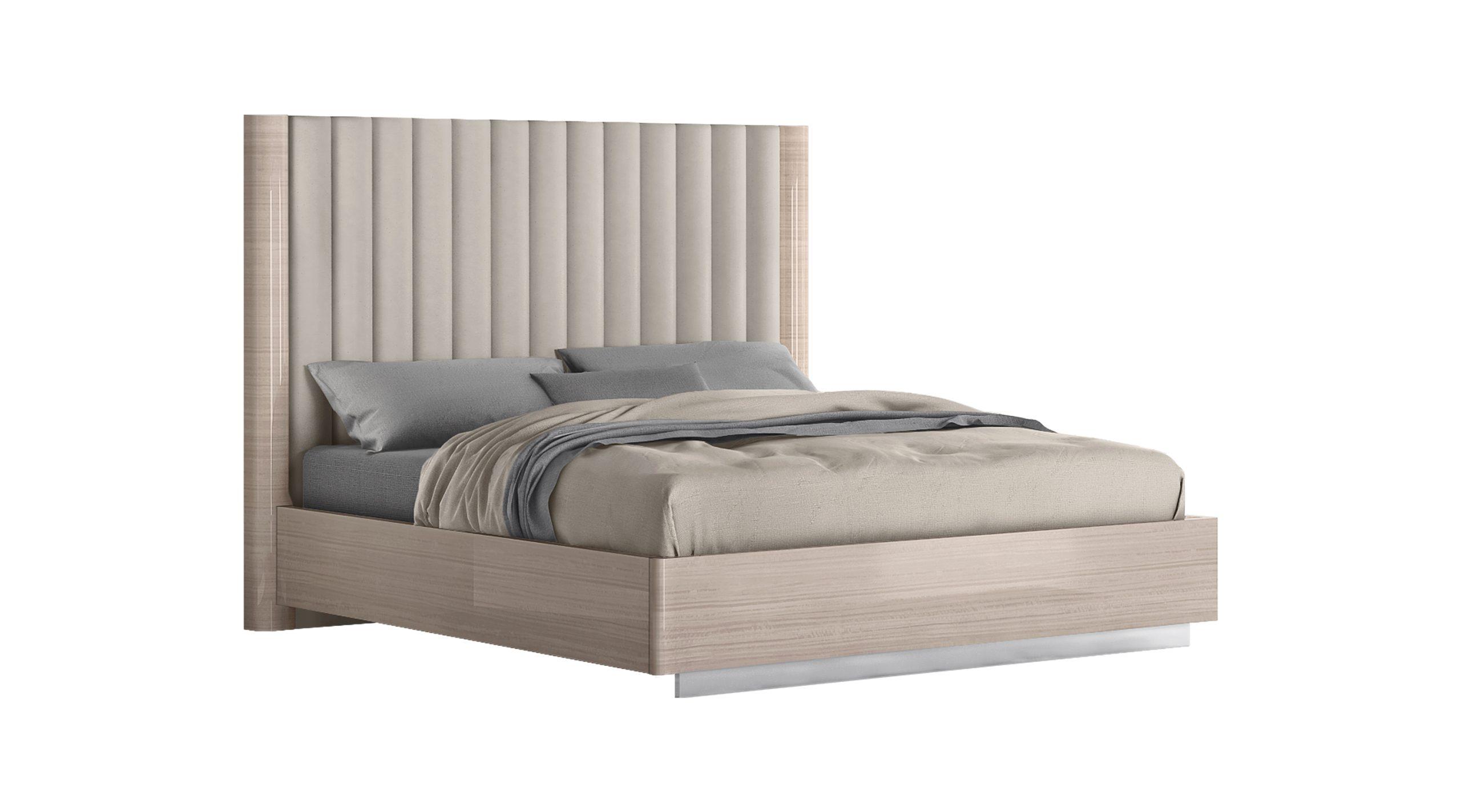 

    
Modern Beige Fabric King Bed WhiteLine BK1753-BEI/BEI Waves
