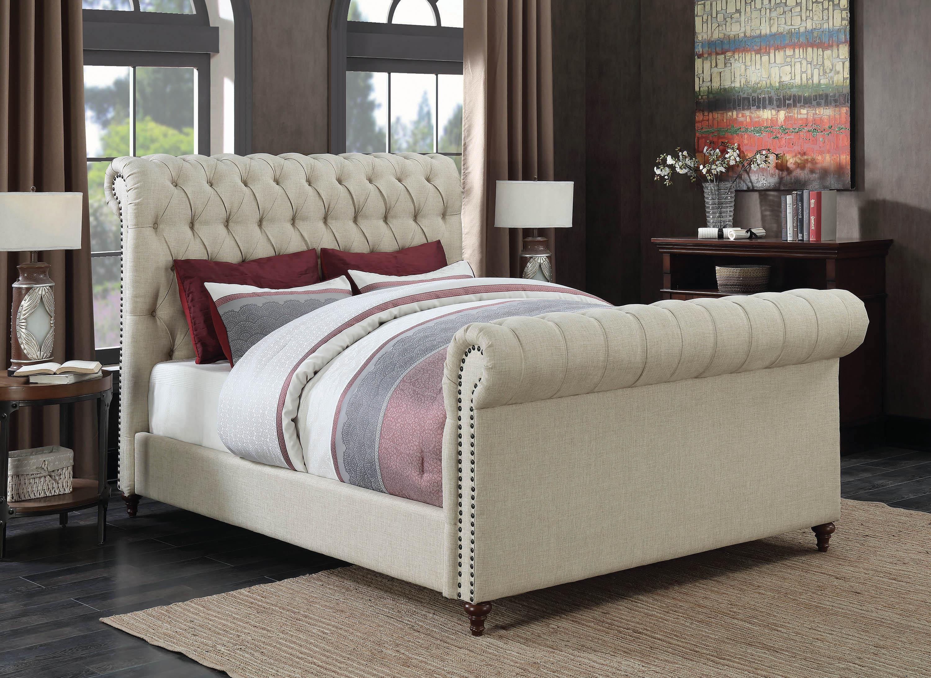 

    
Modern Beige Fabric Upholstery Queen bed Gresham by Coaster
