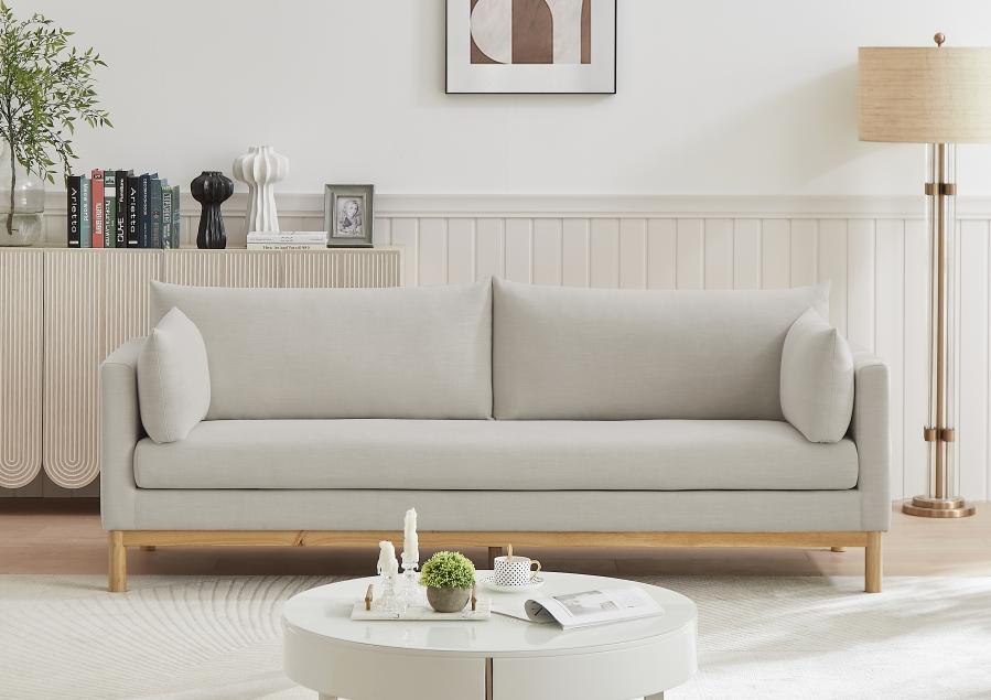 

    
Modern Beige Solid Wood Sofa Meridian Furniture Langham 157Beige-S
