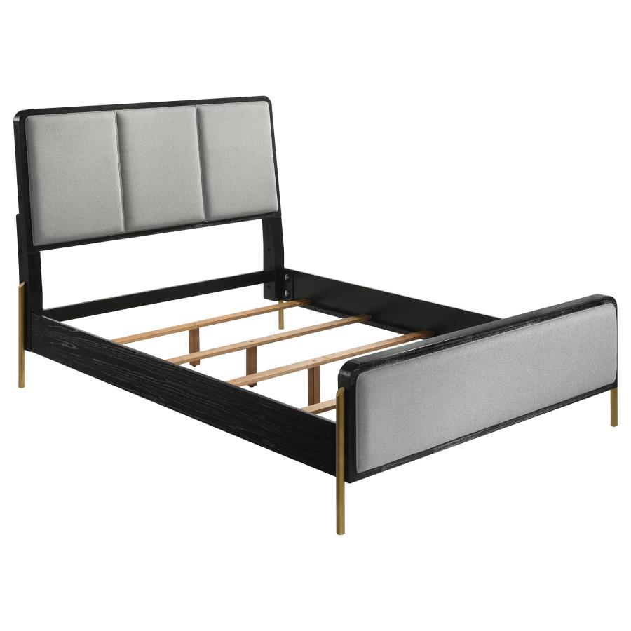 

    
Coaster Arini Queen Panel Bed 224331Q Panel Bed Gray/Gold/Black 224331Q
