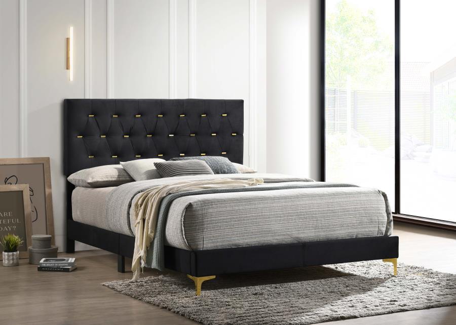 

    
Modern Black Wood California King Panel Bed Coaster Kendall 224451KW
