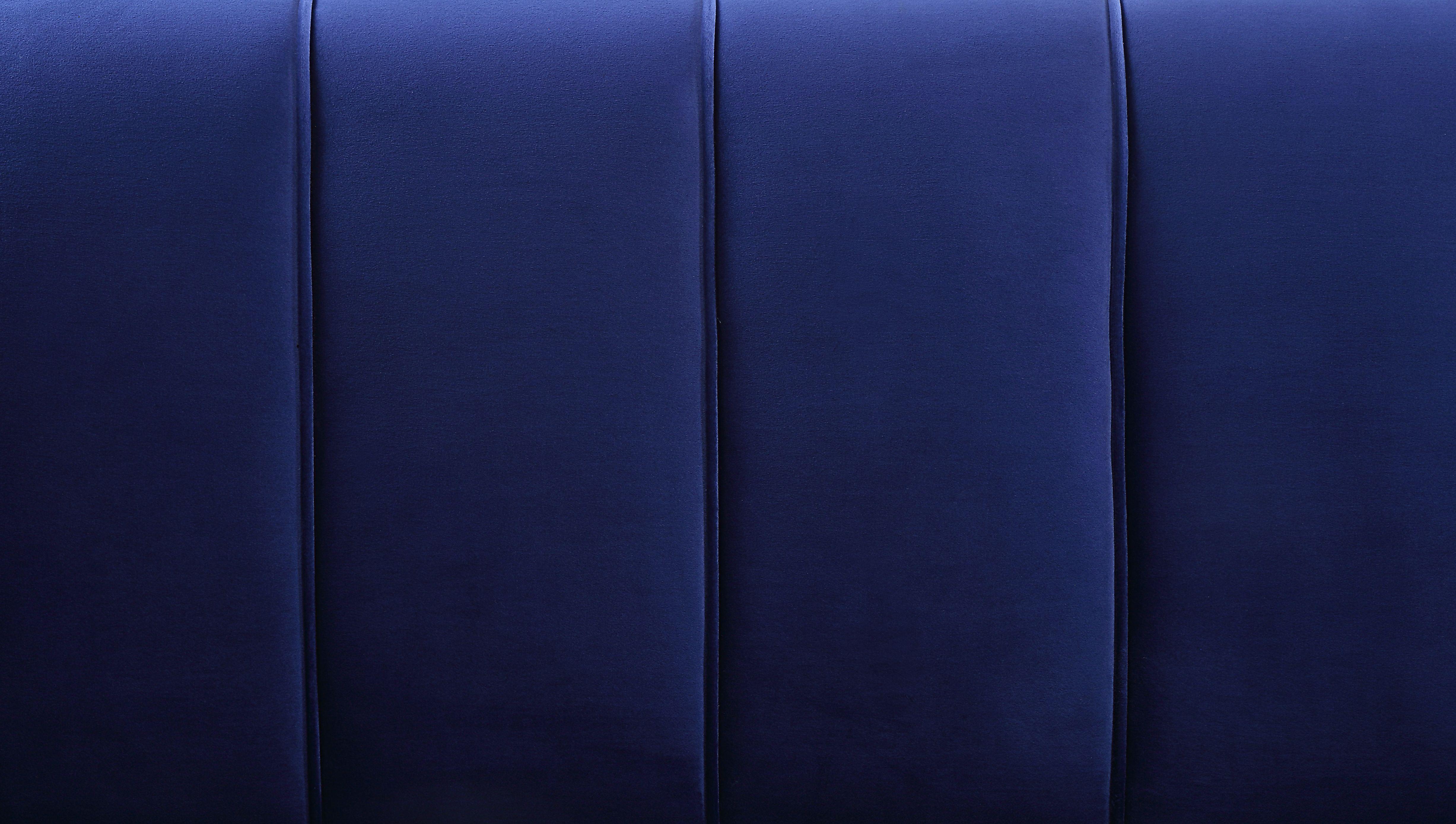 

    
 Shop  Modern Blue Velvet Sofa + 2 Chairs by Acme Eivor LV00210-2pcs

