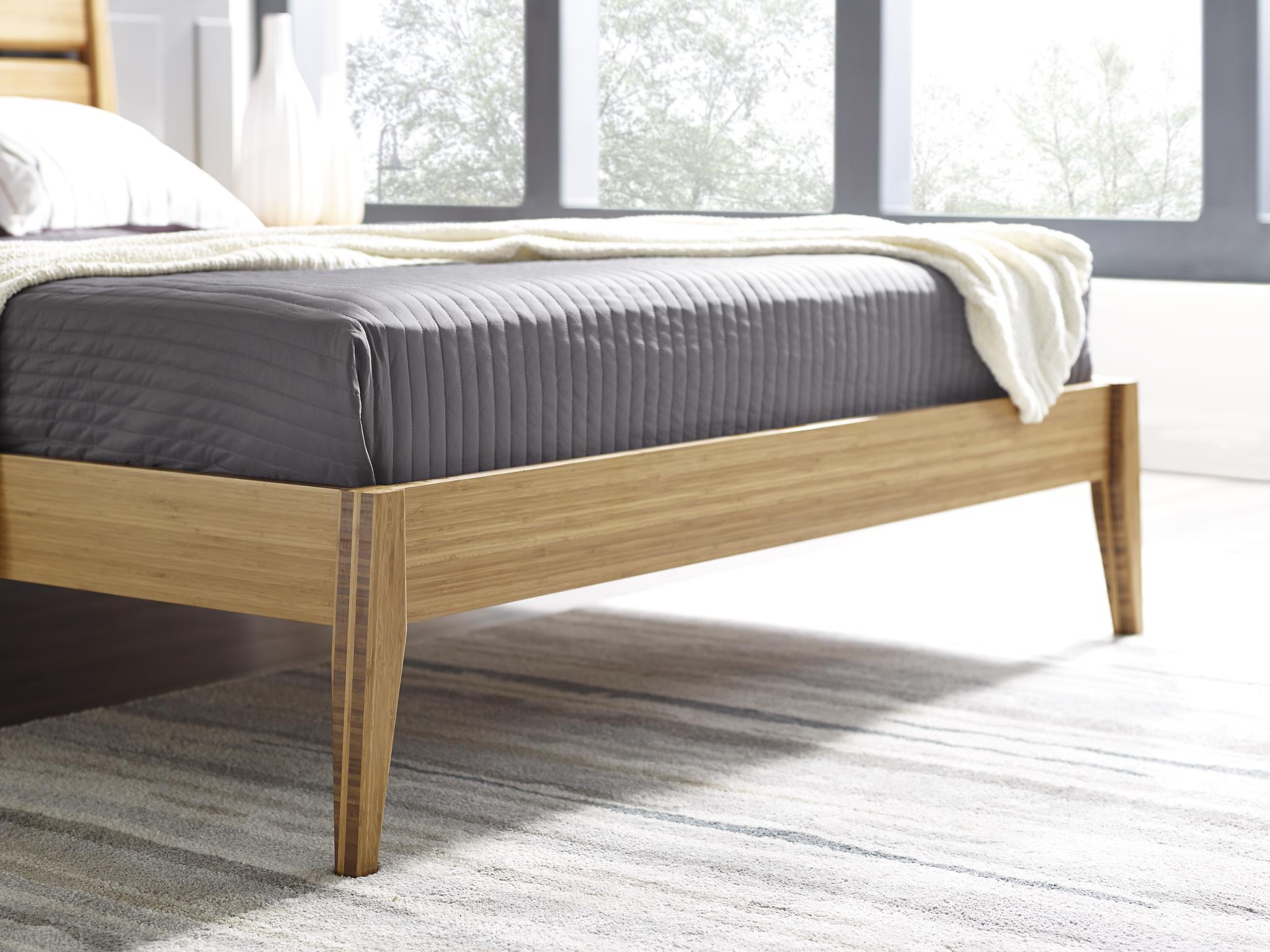 

    
G0091CA King Platform Bed Caramelized Bamboo Modern Sienna by Greenington
