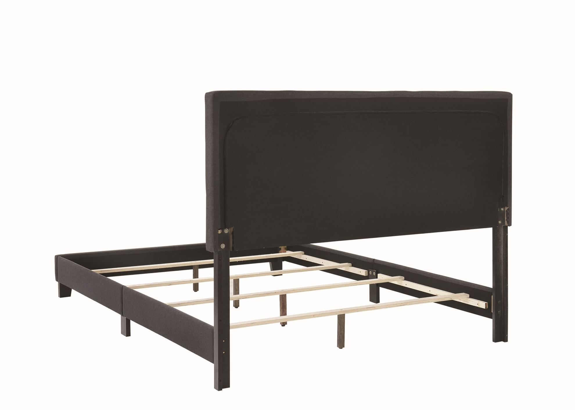 

    
Coaster 305746F Mapes Bed Charcoal 305746F
