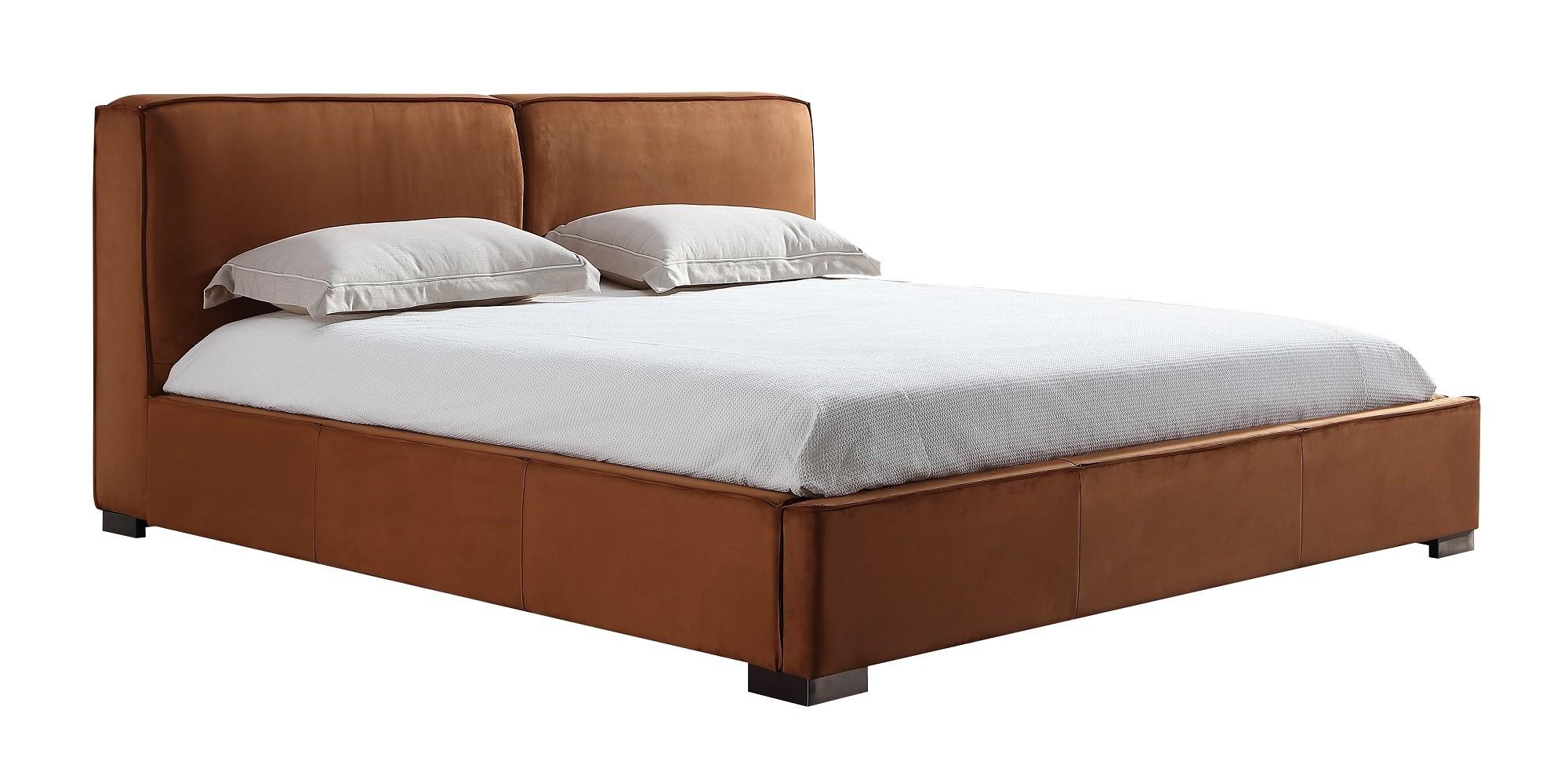 

    
Modern Chestnut Wood King Bed J&M Furniture Serene 18665-K
