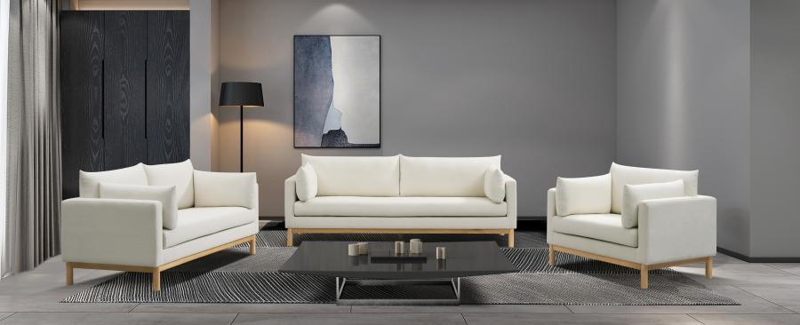 

    
 Photo  Modern Cream Solid Wood Sofa Meridian Furniture Langham 157Cream-S
