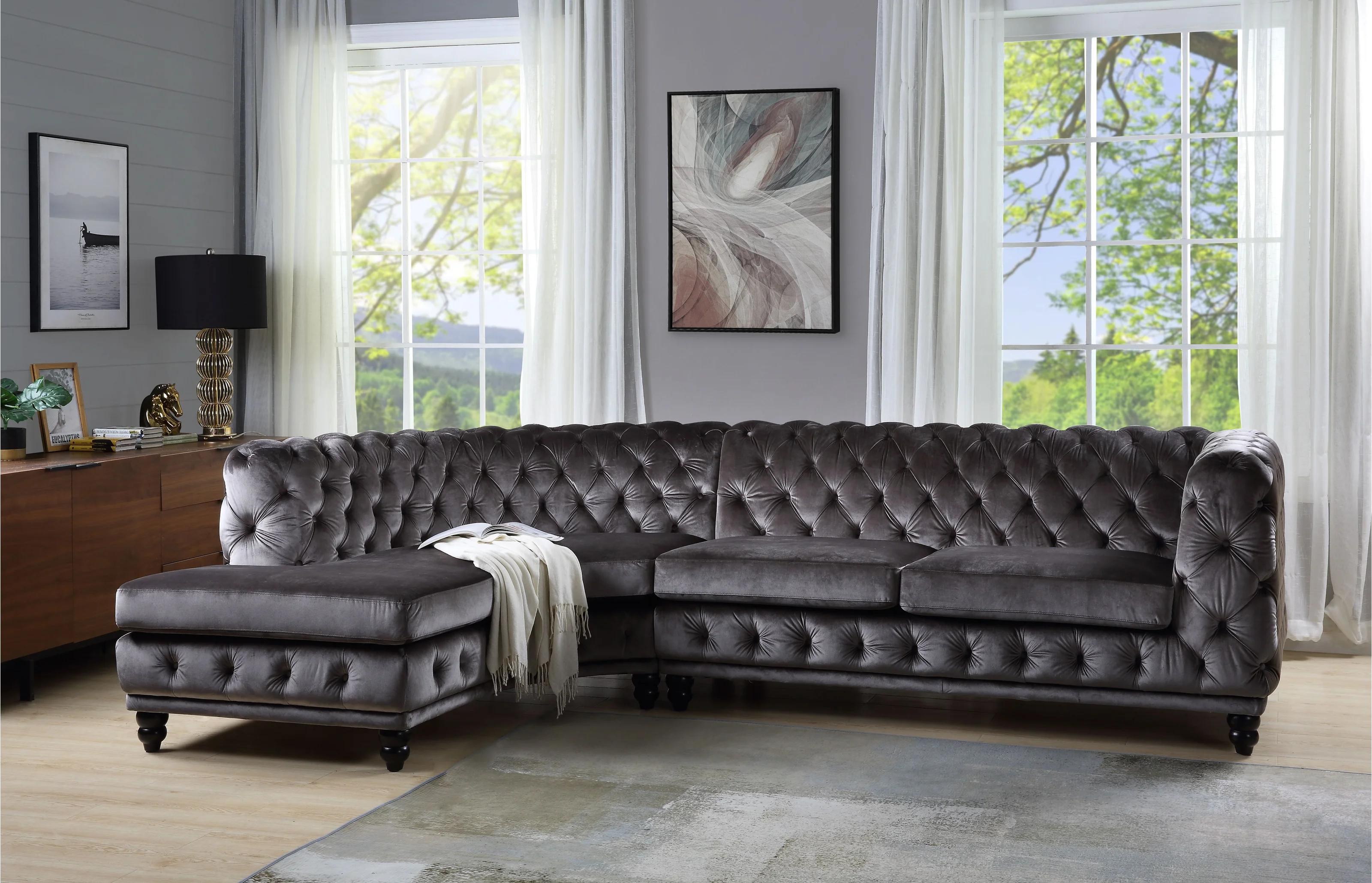 

    
Ninagold Sectional Sofa
